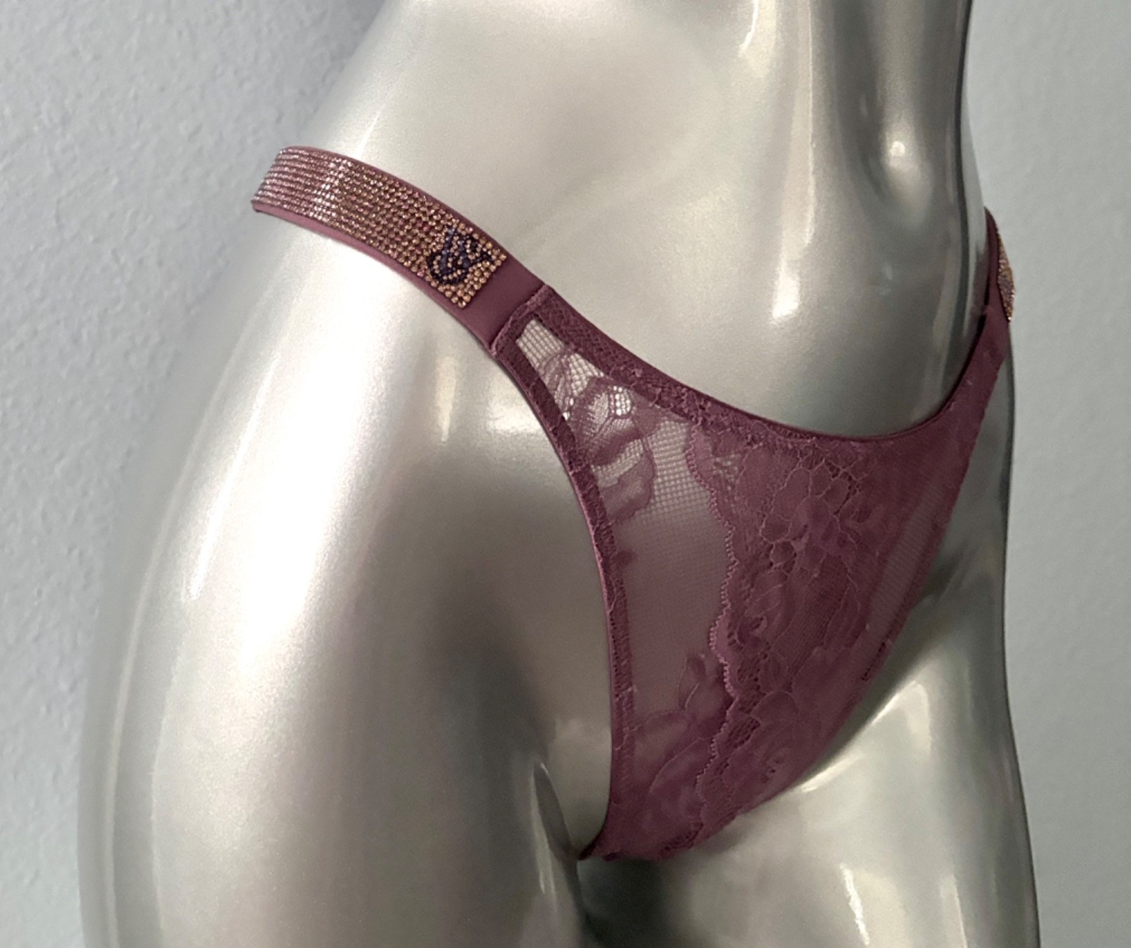 Victoria’s Secret Panty Lace Brazilian Logo Shine Strap Ouvert Purple Vapor S