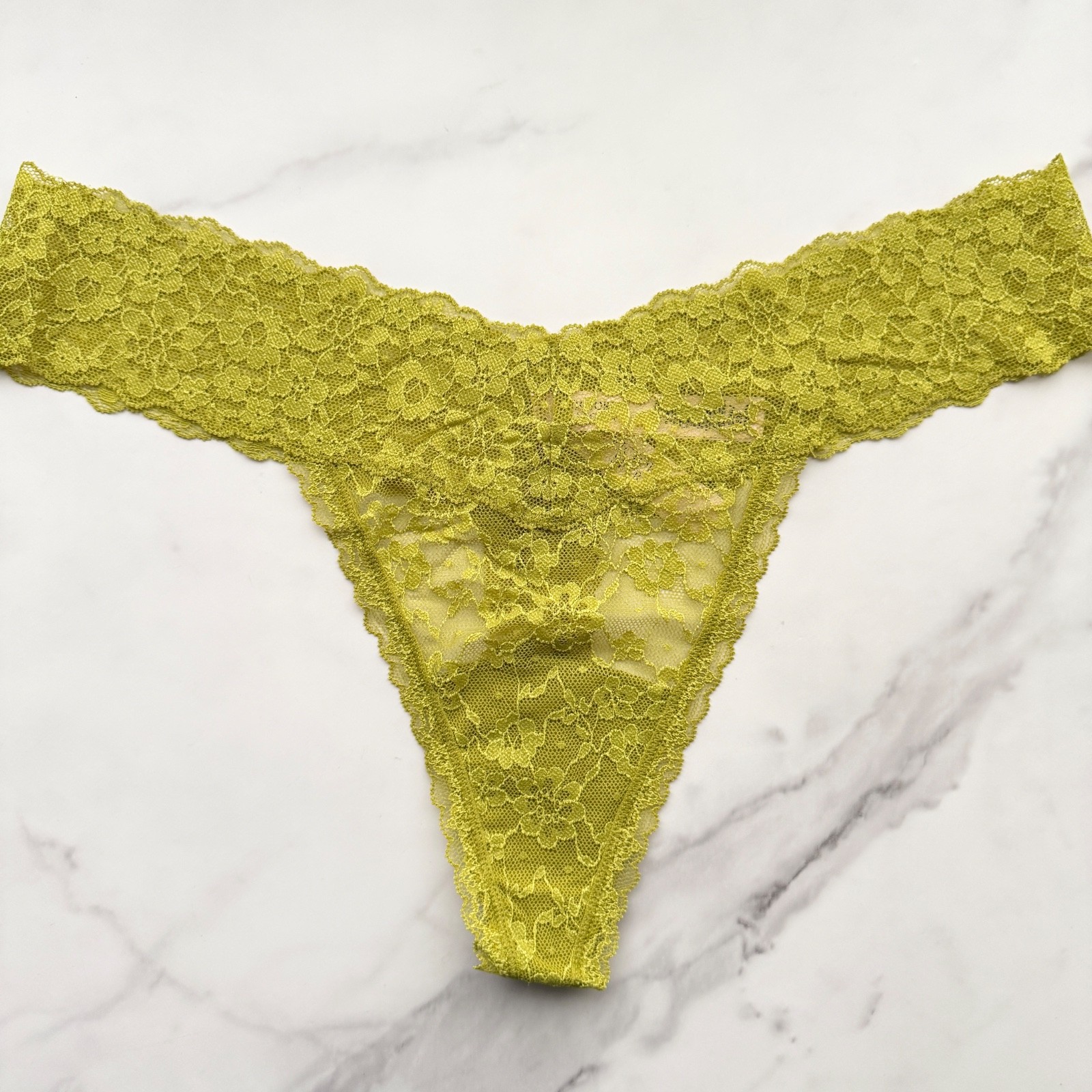 Victoria’s Secret The Lacie Posey Lace Thong Panty Golden Fern Size XL