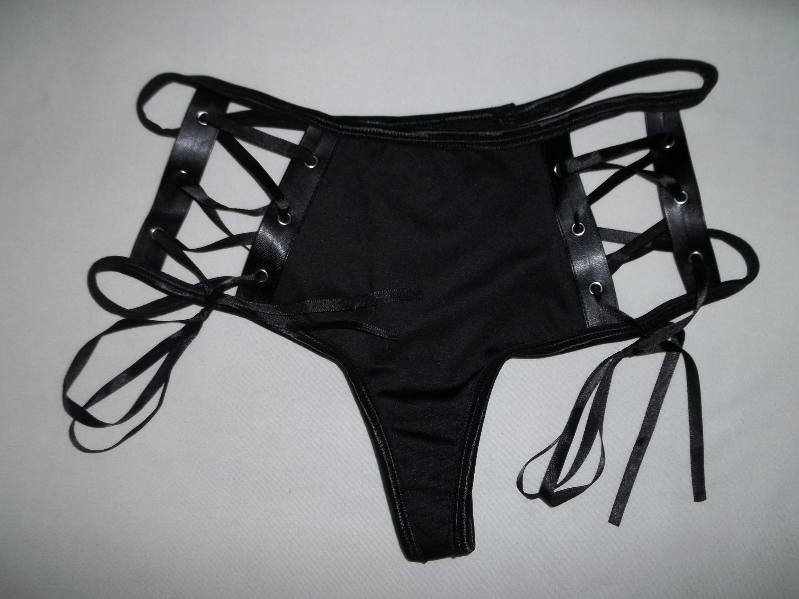 Romwe cutout lace up sides thong panties S black nwt goth