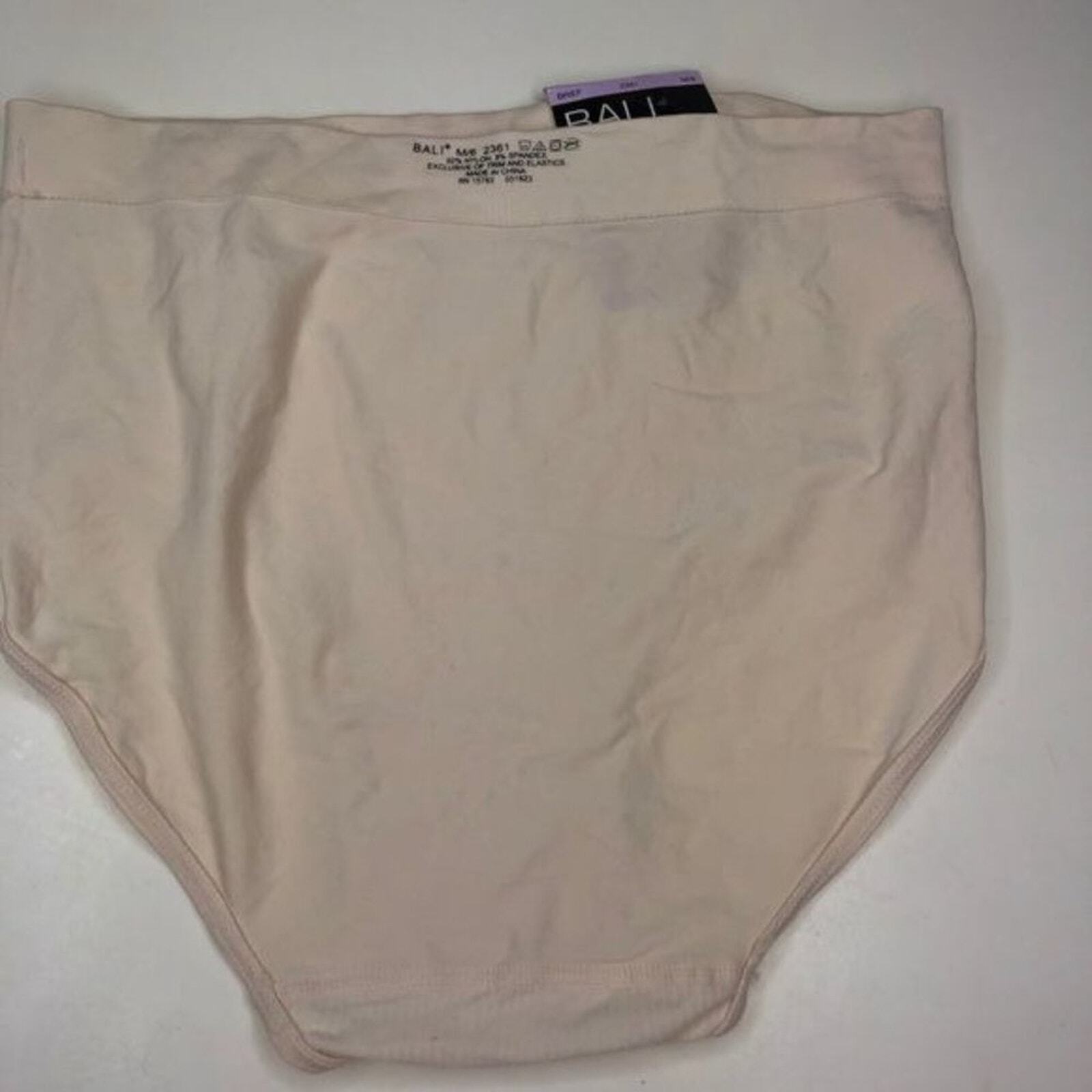 Bali One Smooth U All Over Smoothing Brief Nude medium/6