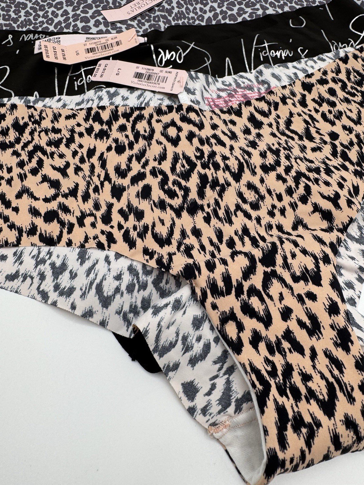 Victoria’s Secret PINK Size L Seamless Cheeky & Hipster Panty Bundle Lot of 4