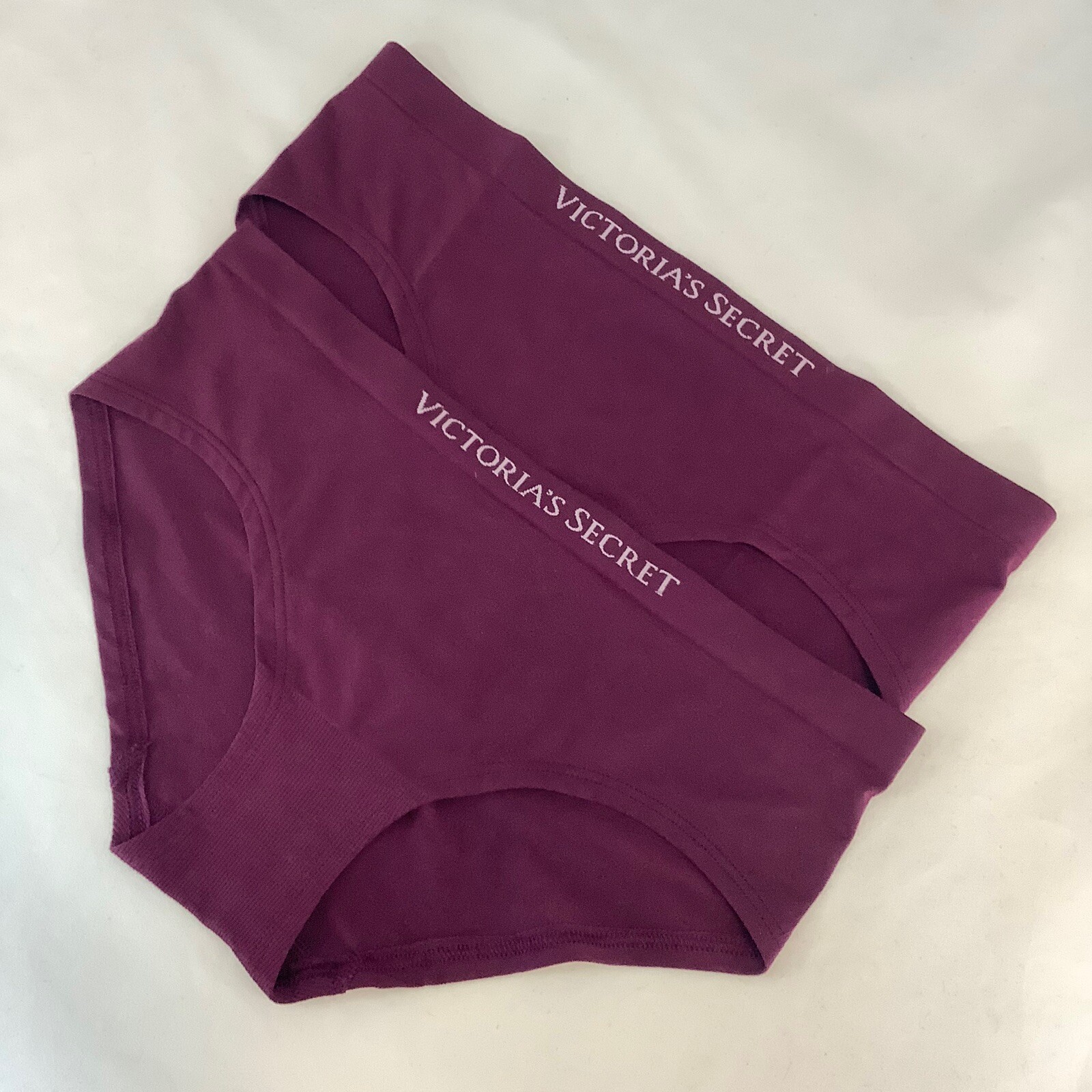 2 x Victoria’s Secret Burgundy Purple Smooth Hiphugger Panties Size XS Brand New