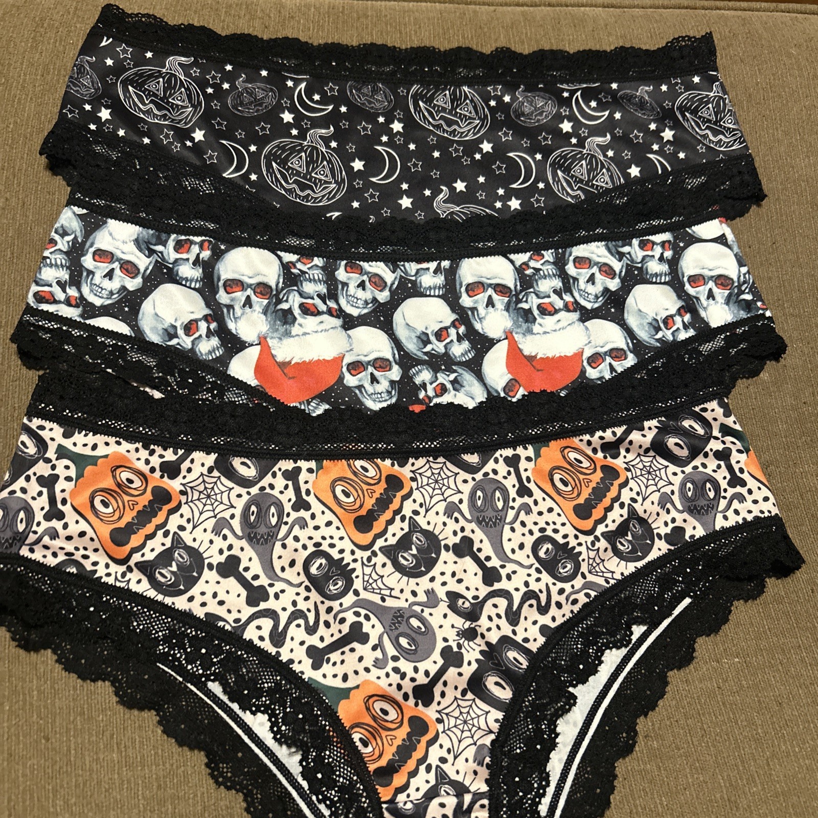 Morvia 3pk lace trim Skater goth Skater Emo panties L Ghost Bones Skull Moon Sta