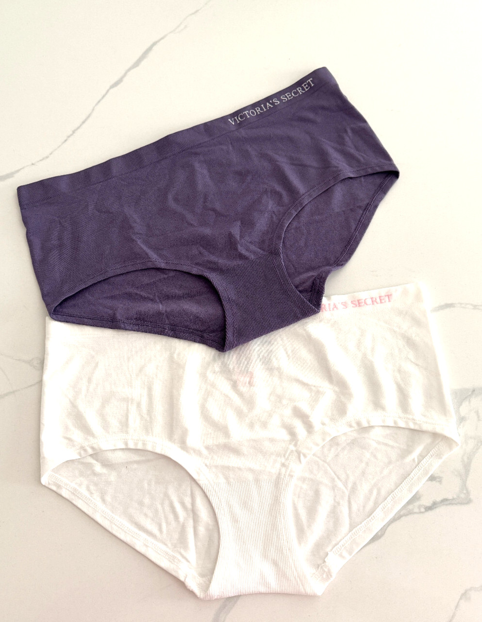 Victoria’s Secret Seamless Hiphugger Panty Deep Purple + White