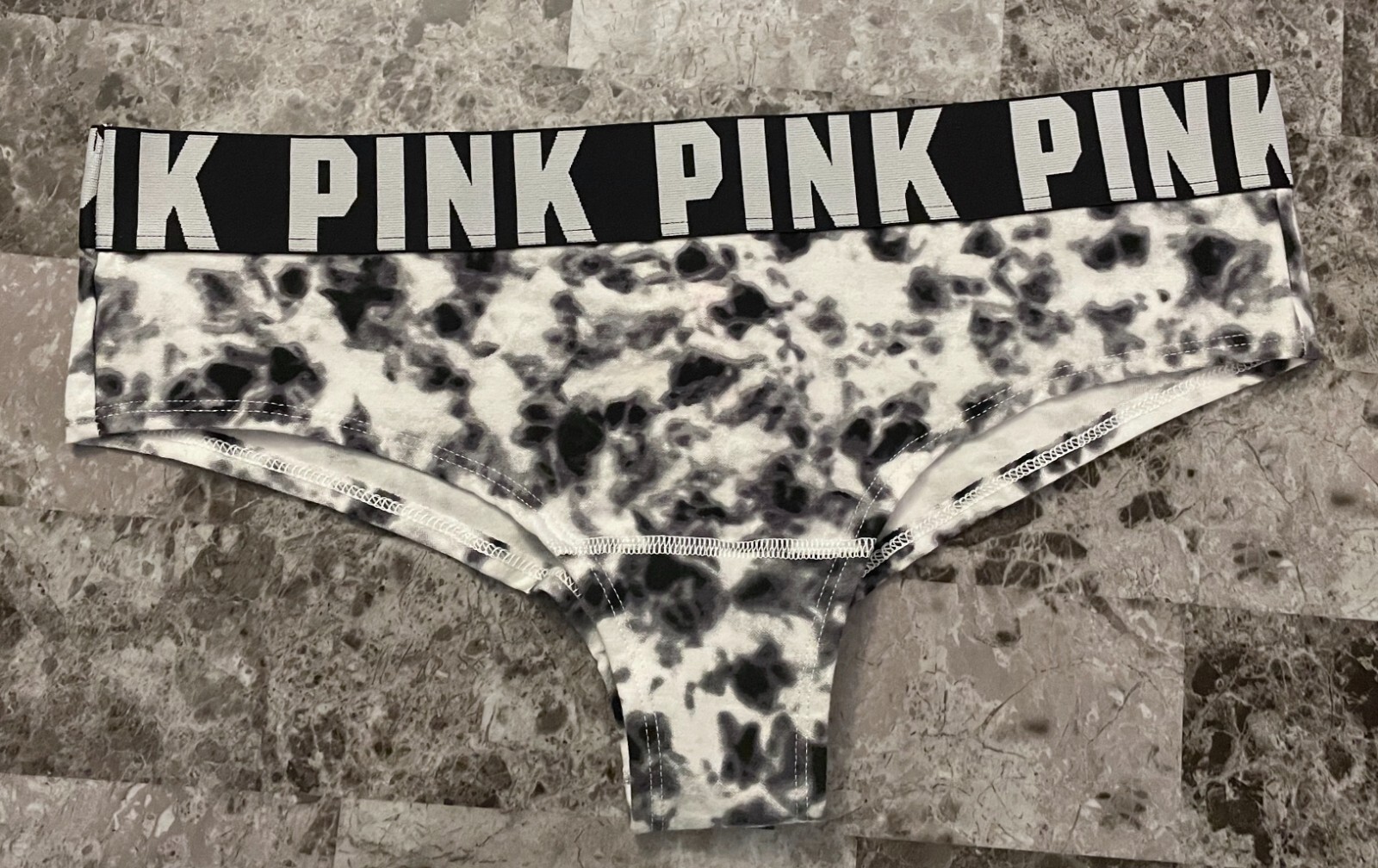 NWT VICTORIA’S SECRET PINK LARGE GRAY TIE DYE THICK BAND RARE CHEEKSTER PANTIES