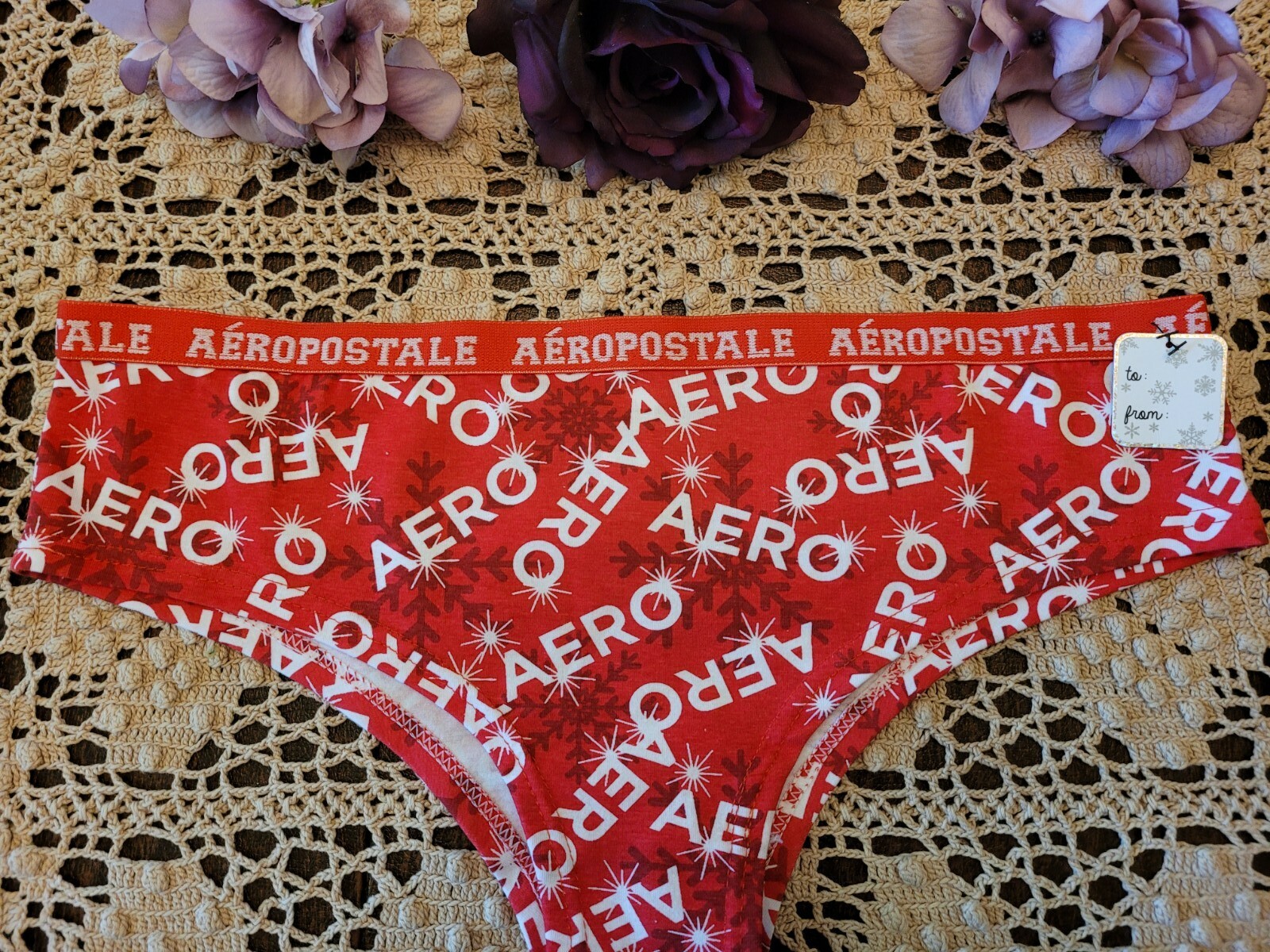 XL/8 AERO Logo Laserbond Signature Red Christmas CHEEKY PANTIES~NWT~ Gift Tag