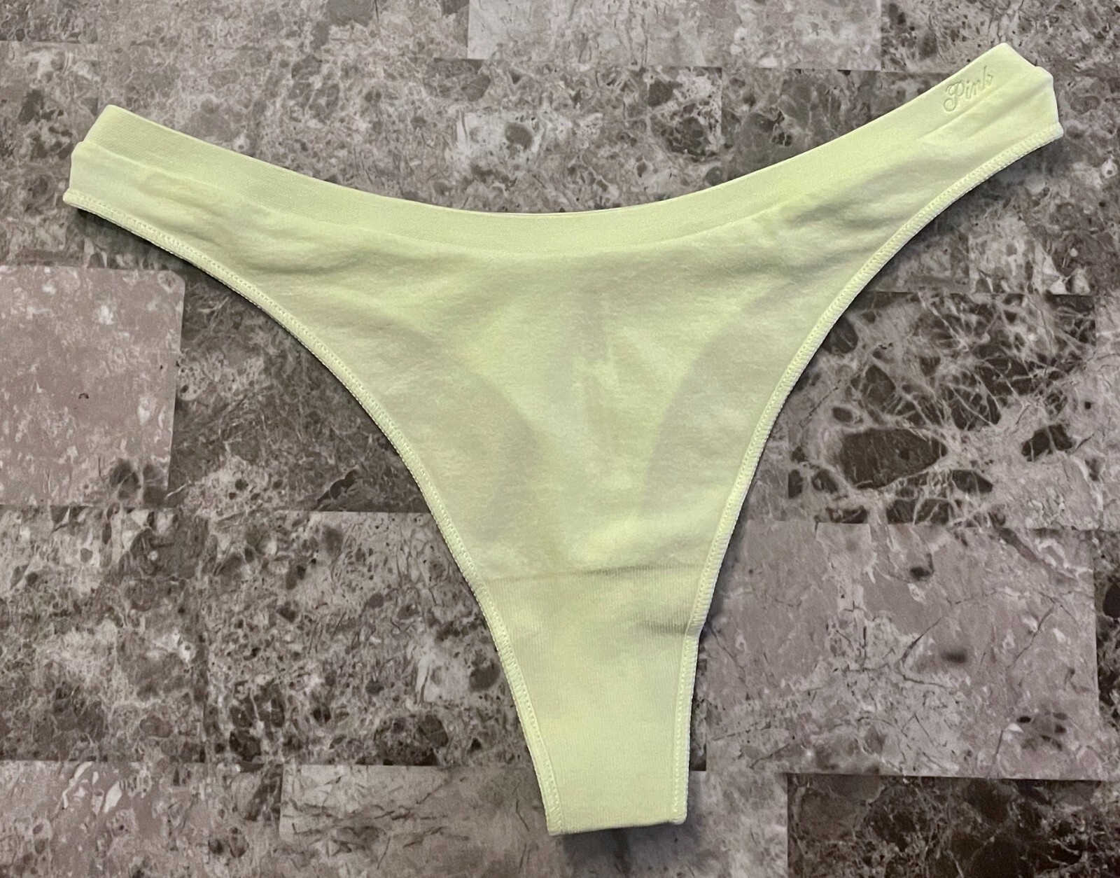 VICTORIA’S SECRET PINK CITRON GREEN STRETCH SEAMLESS HIGH LEG THONG PANTIES
