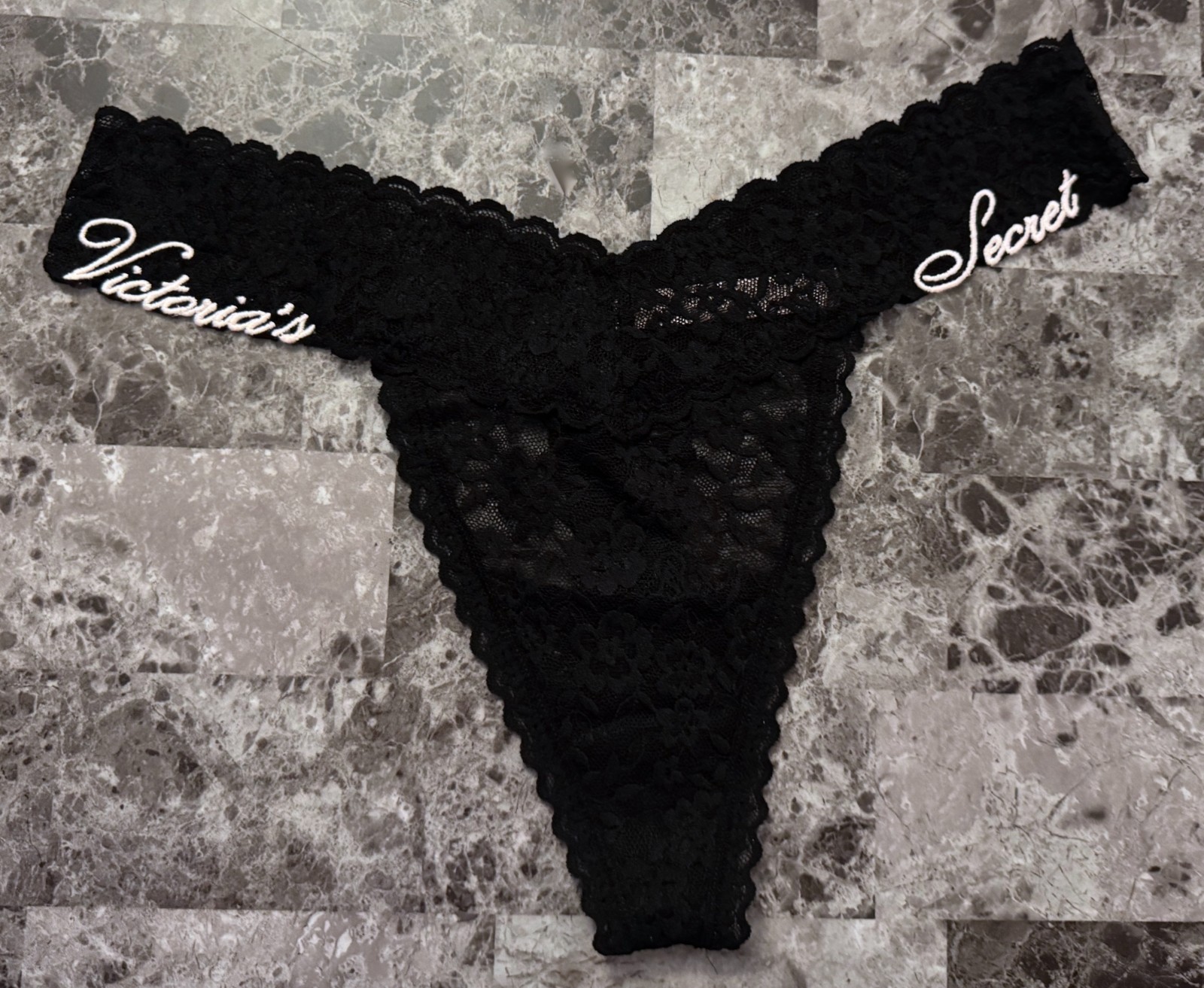 NWOT VICTORIA’S SECRET BLACK WHITE EMBROIDERED LOGO FLORAL LACE THONG PANTIES