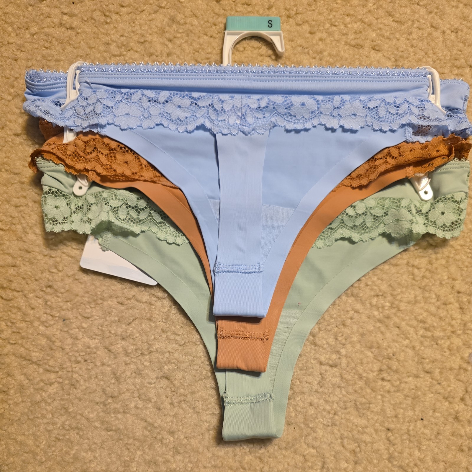 Womens Tranquil & True 3 pack Lace & Microfiber Thong Panties Size Small NWT