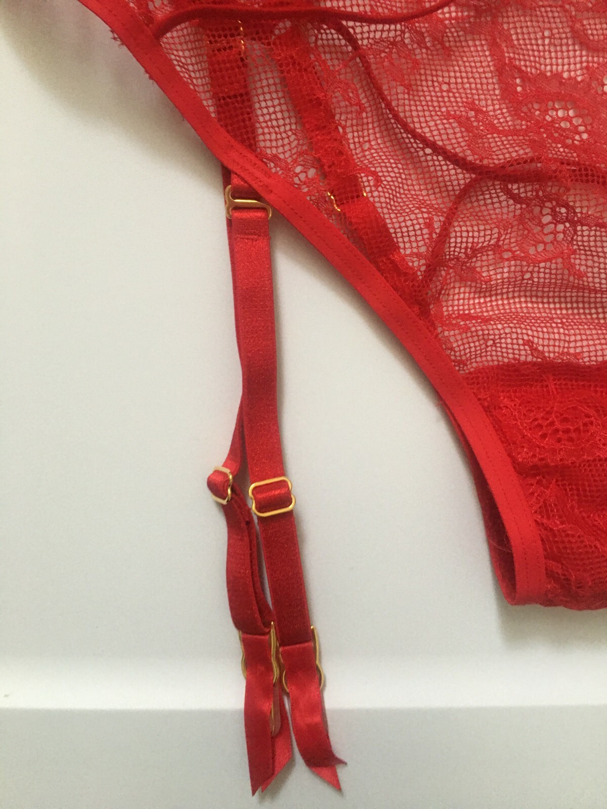 Victorias Secret Red Cheeky Panties With Garter Size L Luxe Lace High Waist NWT