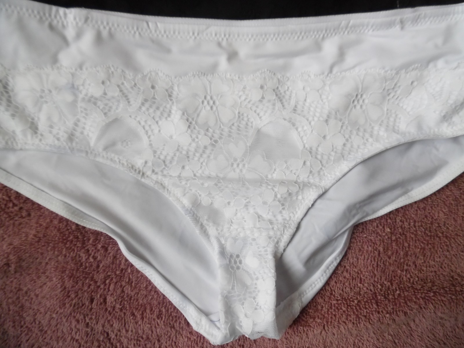 TWO NYLON SPANDEX JESSICA SIMPSON HIPSTER PANTIES 1-BLACK,1-WHITE LARGE L