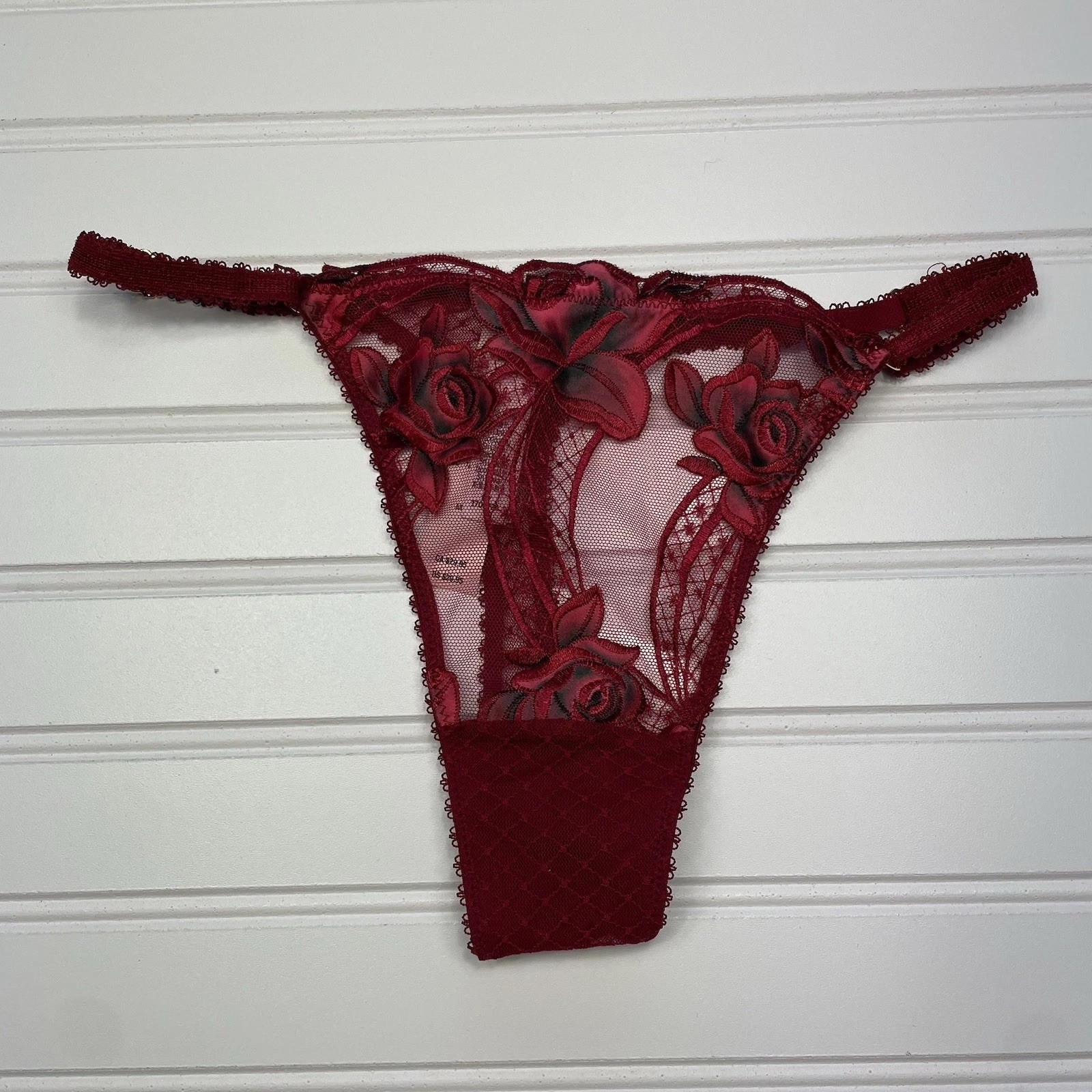 Victoria’s Secret Medium Thong G-string Panties Red Rose Adjustable Waist NWT