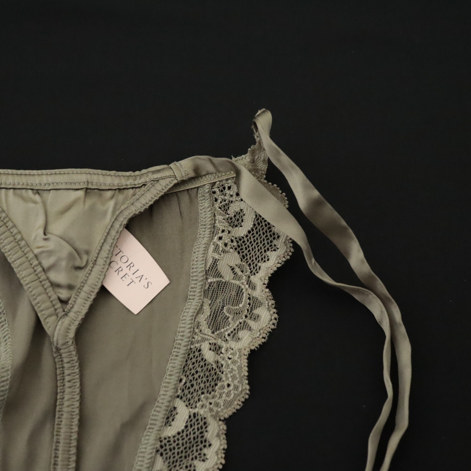 NEW Victoria’s Secret VINTAGE Silk Blend Satin Tie Side Thong Panty MEDIUM