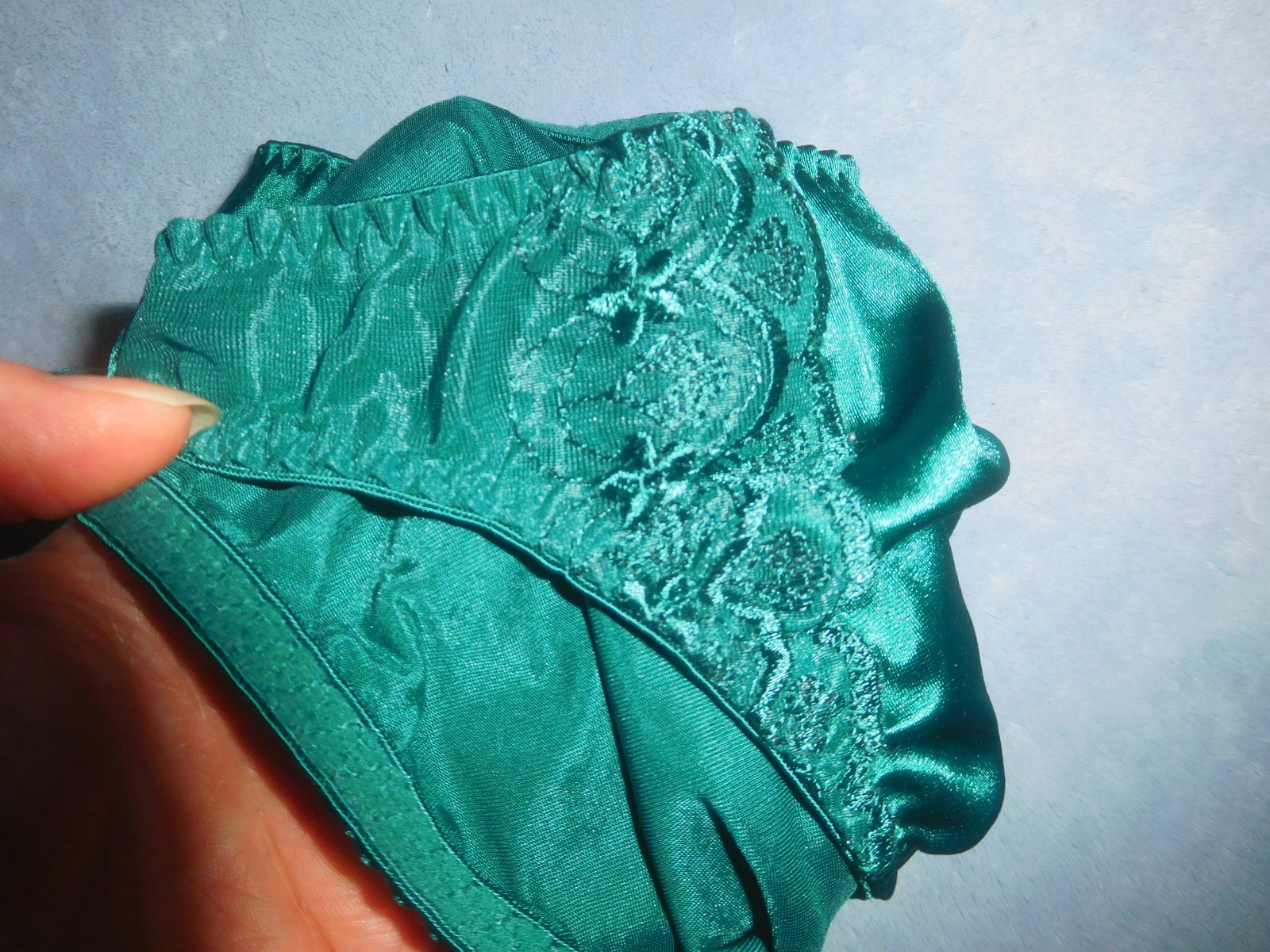 Sweet Nothings Maidenform Emerald Green High Leg Brief Panty Second Skin Satin L
