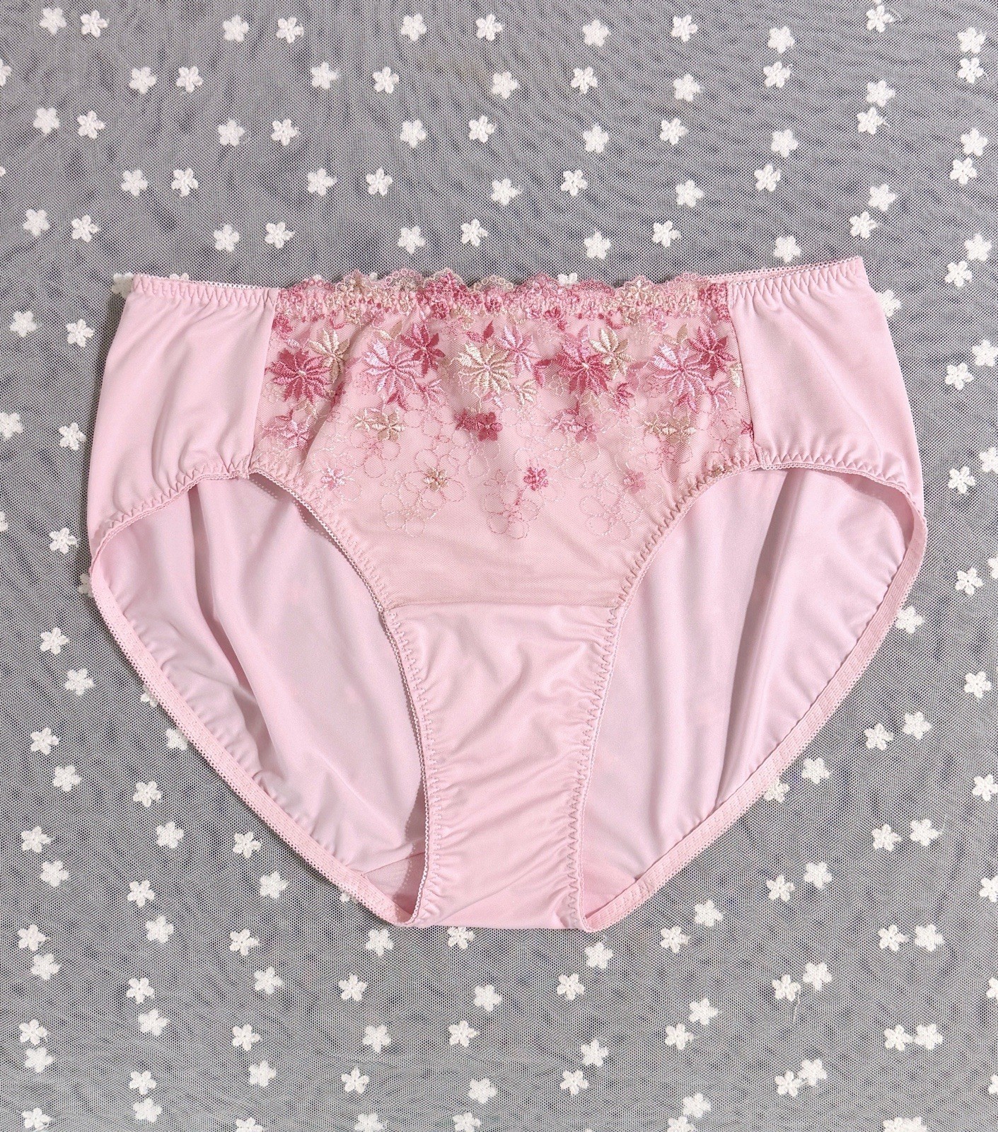 Set Of 4 US-XL/JP-5L Japanese Floral Embroidery Panties Extra Long Crotch Lining