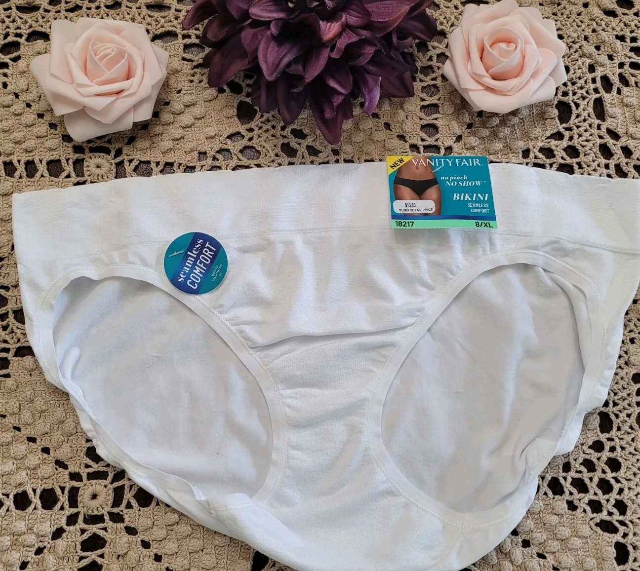 VANITY FAIR #18217 NO PINCH NO SHOW SEAMLESS BIKINI PANTIES 6/M $13.50