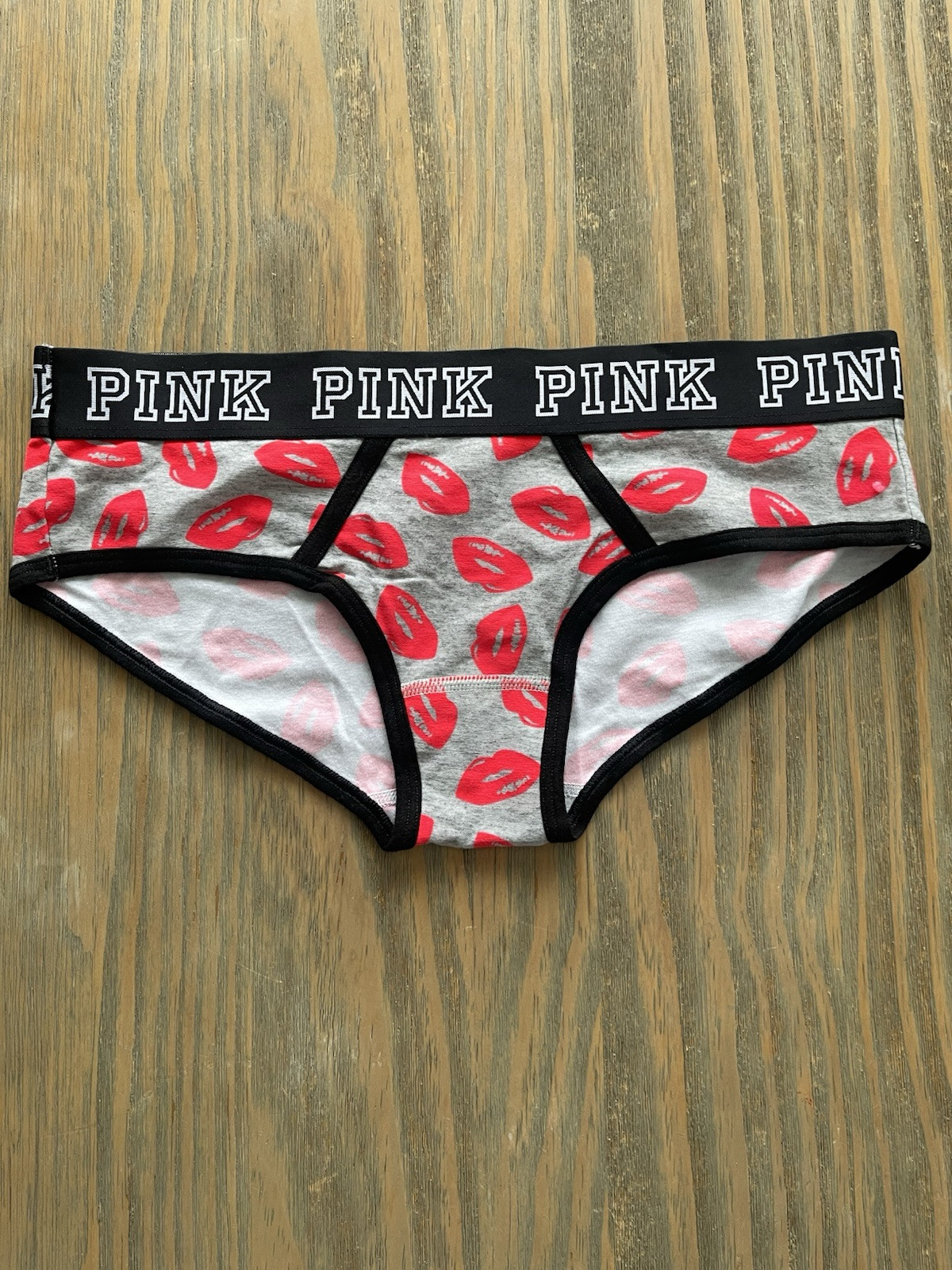 NWT Victoria’s Secret PINK Gray Neon Lips Wide Logo Band Low Hipster Panty M