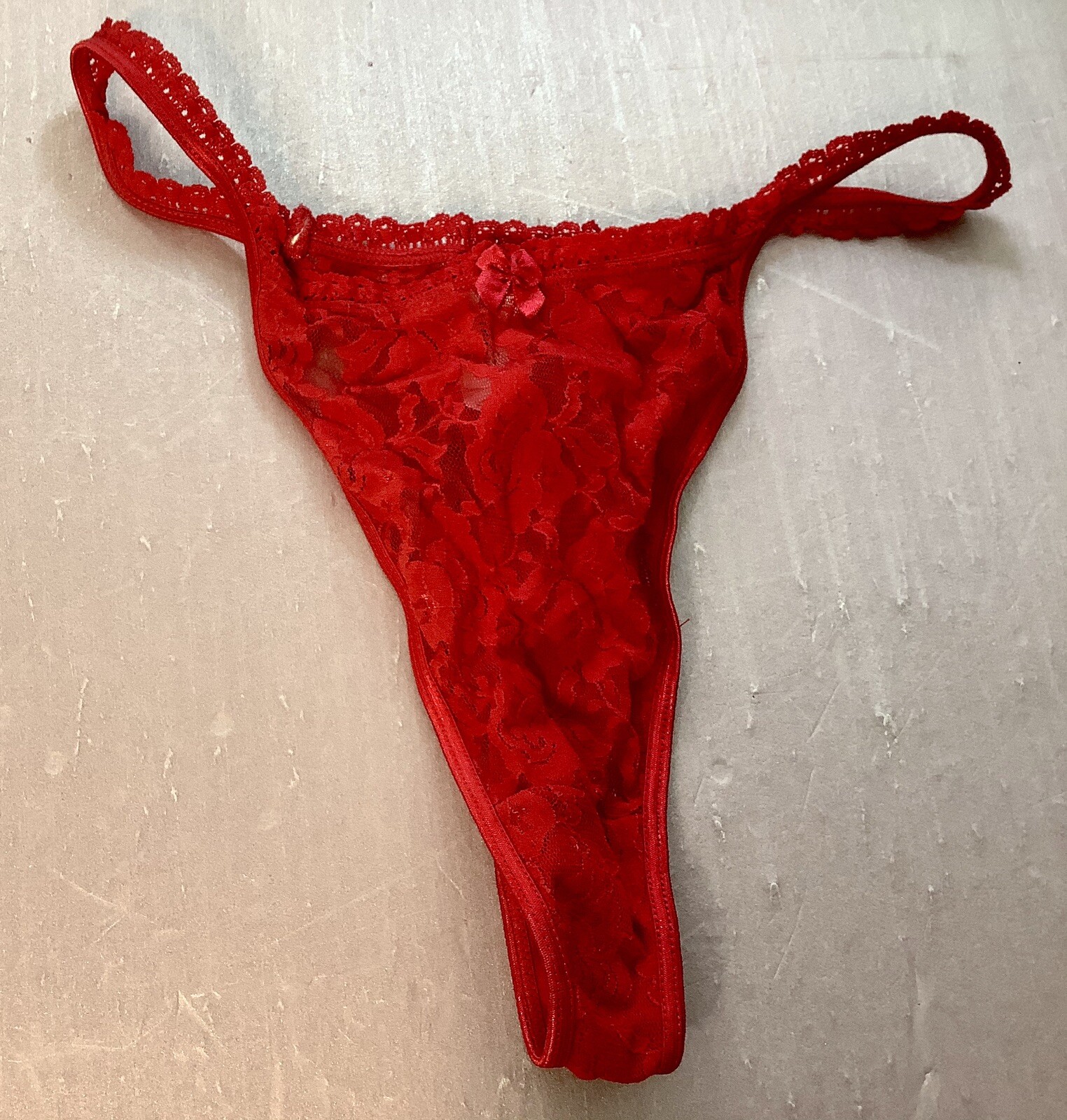 Women Vintage Panties Thongs Secret Treasures Size 6(M) Red Fishnet Floral