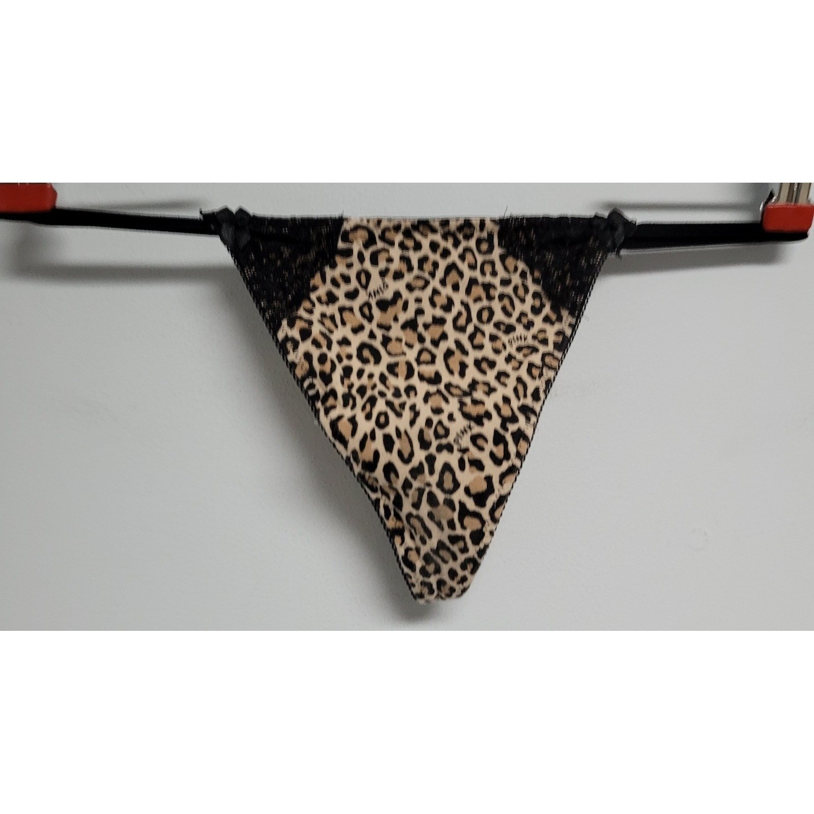 Victoria’s Secret Extra Low Rise V-String Womens Large Lace Panty Animal Print