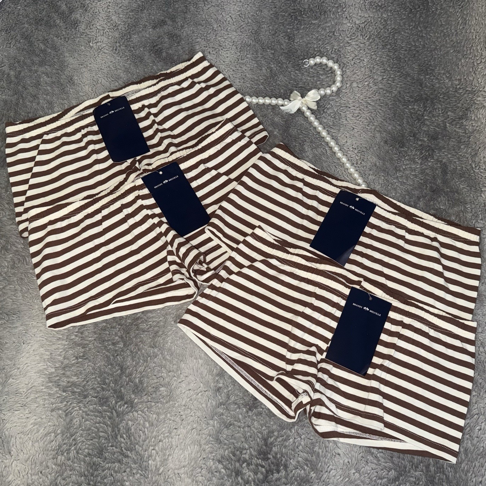 BRANDY MELVILLE STRIPED UNDERWEAR 4-PACK IN IVORY/BROWN THICK STRIPES