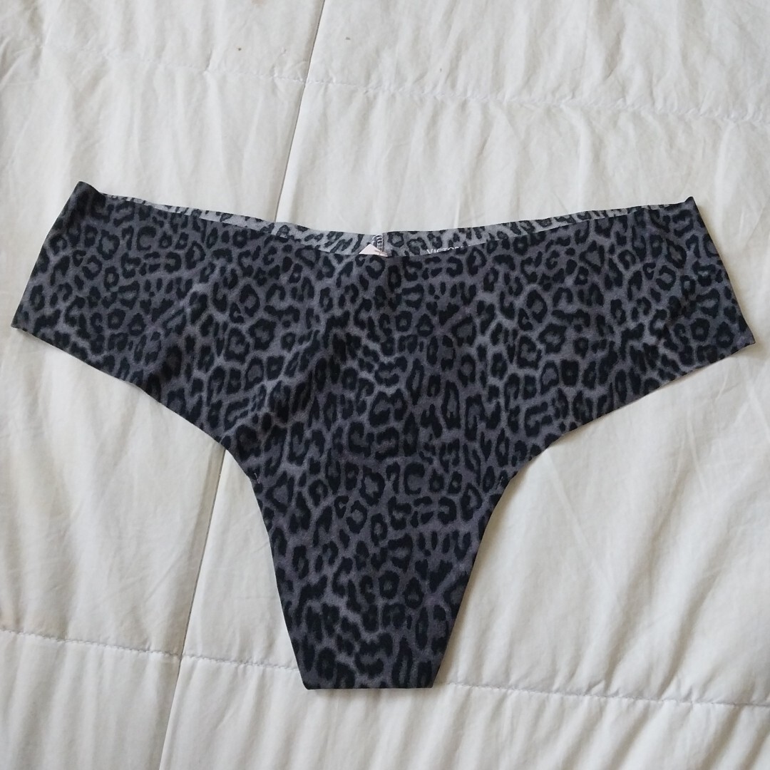 Victoria’s Secret GRAY BLACK LEOPARD CHEETAH No Show Thong Panties Large NWT