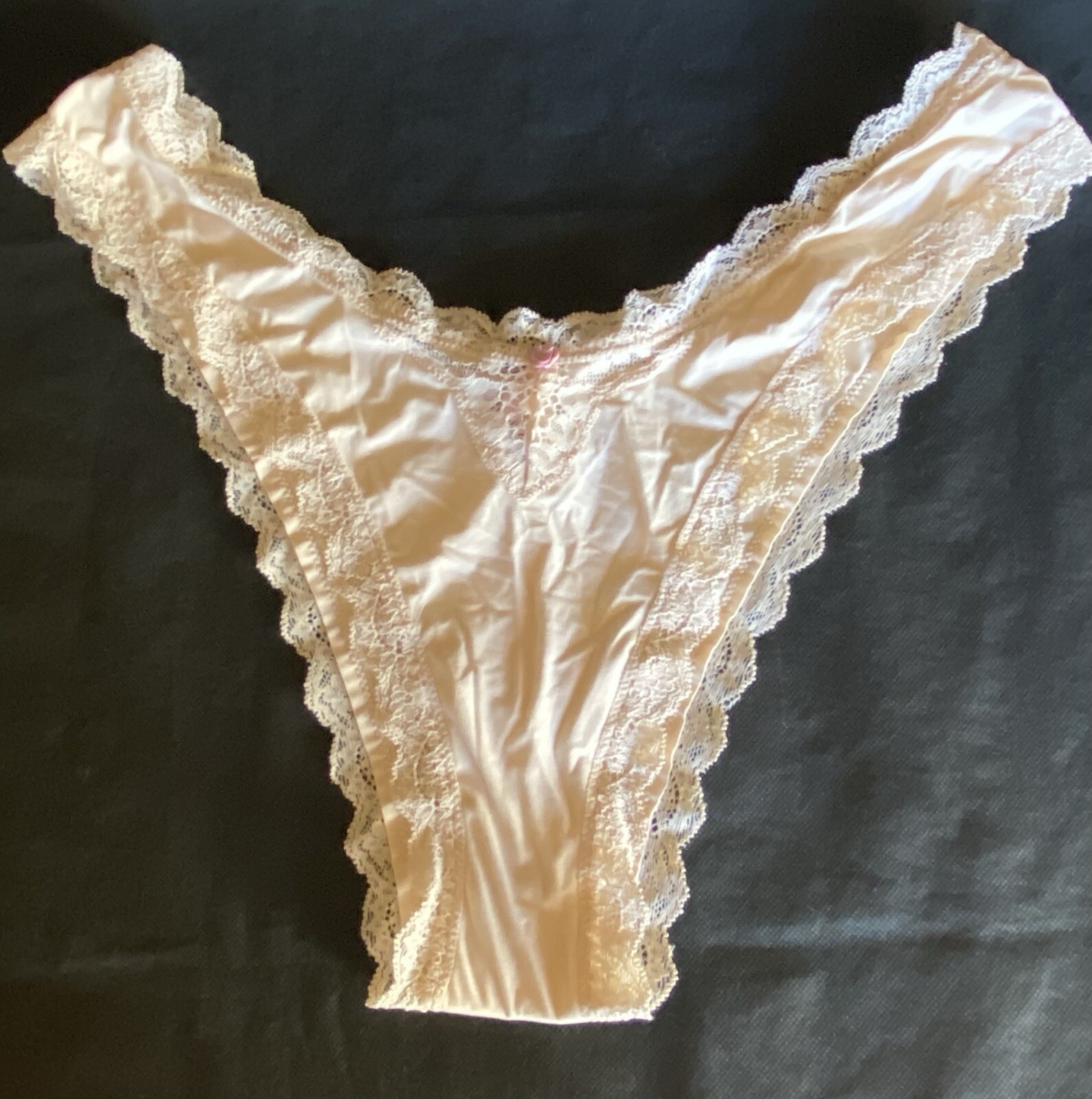 VICTORIA’S SECRET Size XL Dream Angel Marzipan Brazilian Lace-Trim Panty