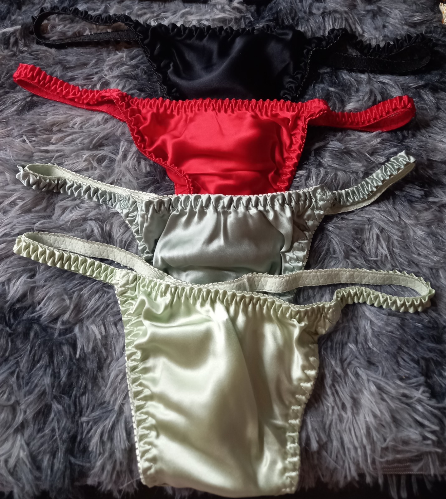 100% mulberry silk fancy & sexy women’s thongs various designs one size UK 8-12