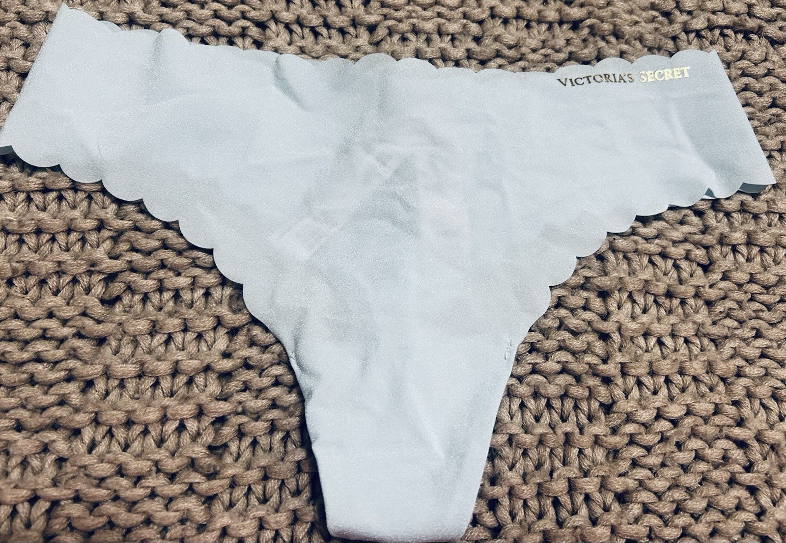 NWT Vintage Victoria’s Secret Thong Laser Cut No Show Powder Blue S