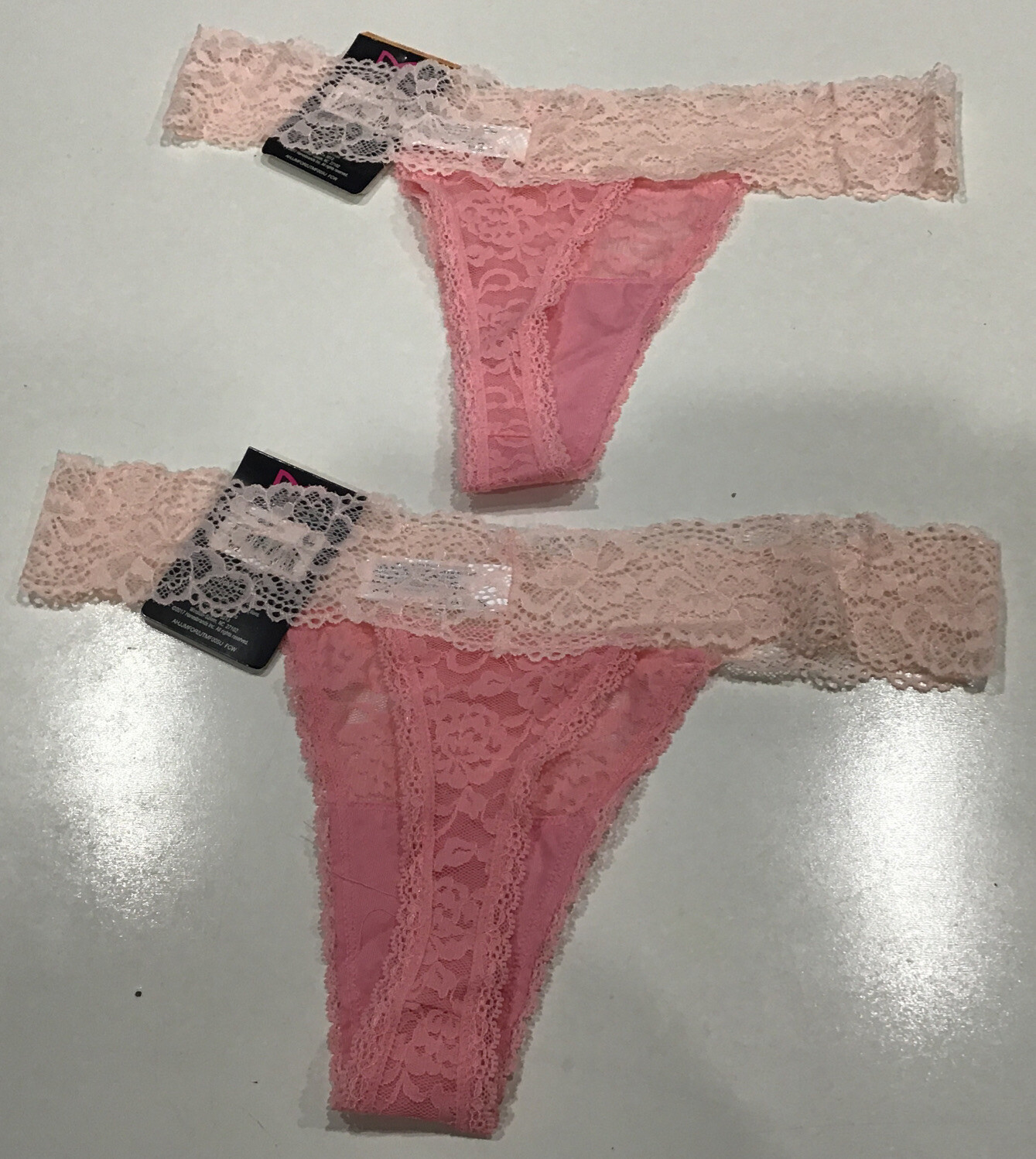MAIDENFORM~DMESLT~Pink Lace Thong Sexy Side Of Comfort Sz S 5 Lot of 2 Pair