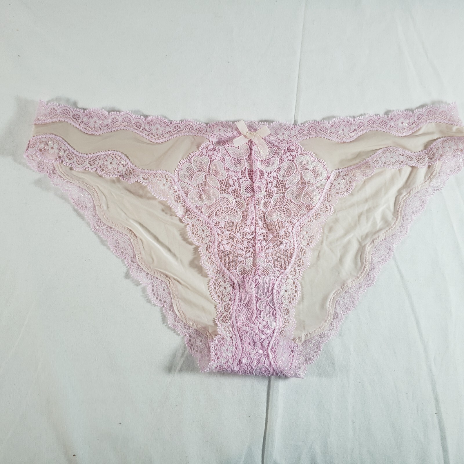 Victoria’s Secret Dream Angels Cheekini Medium Purple Ivory Soft Satin Lace