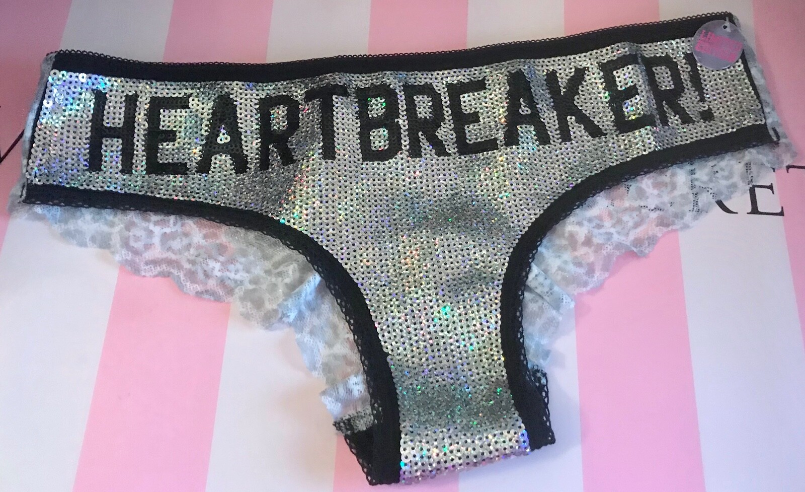 NWT VICTORIA’S SECRET PINK M HEARTBREAKER SEQUIN BLING LACE RARE HIPSTER PANTIES