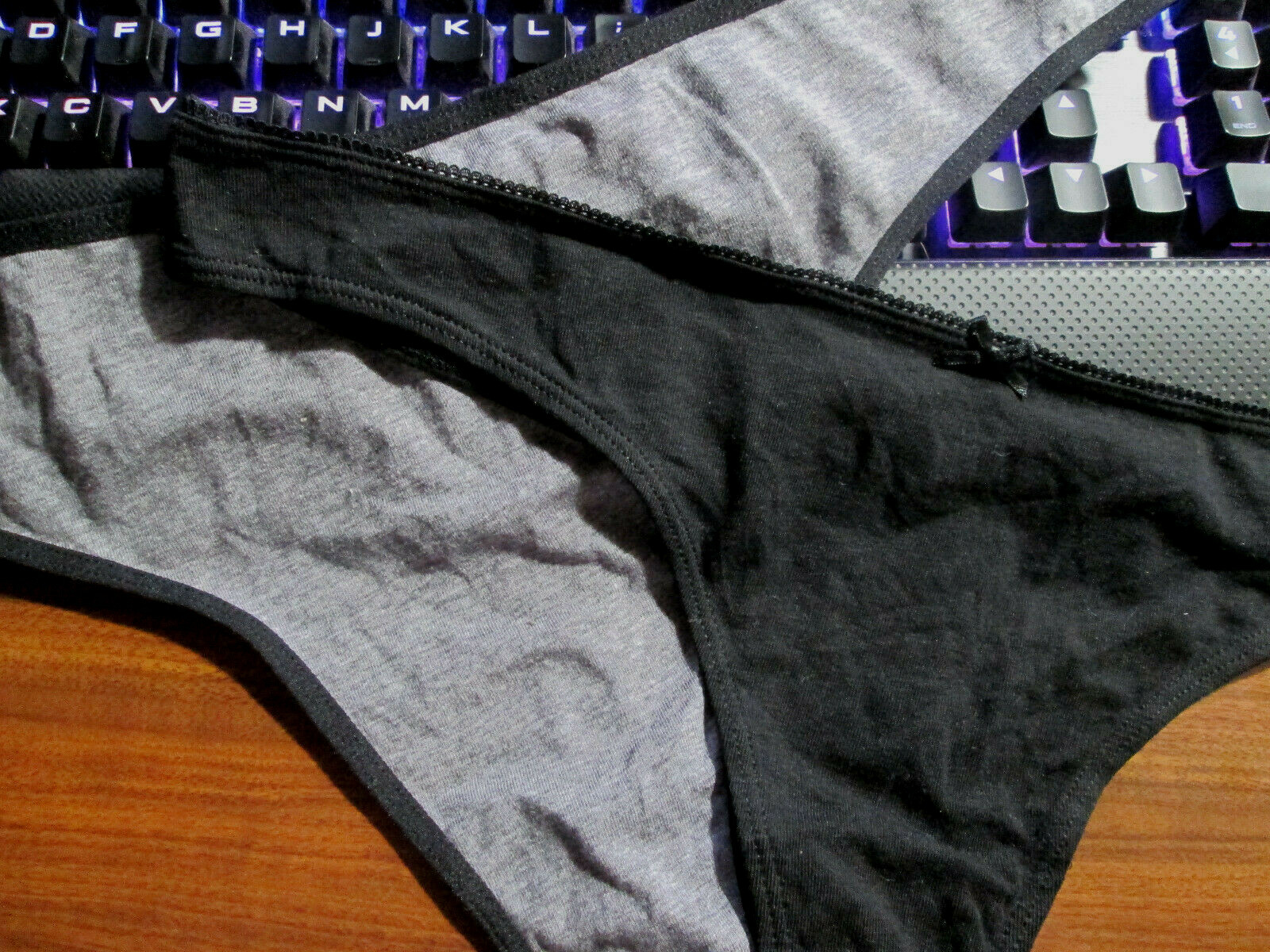 2 New 95% Cotton Thong Panties 💕 Size L Set of Black + Gray w/Black Edges