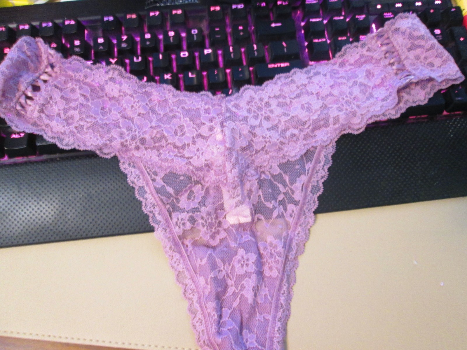 New Victoria’s Secret Lace ✅💲Discounts on 2+💲Thong ✅Size XS,OS,S,M,L✅Lace