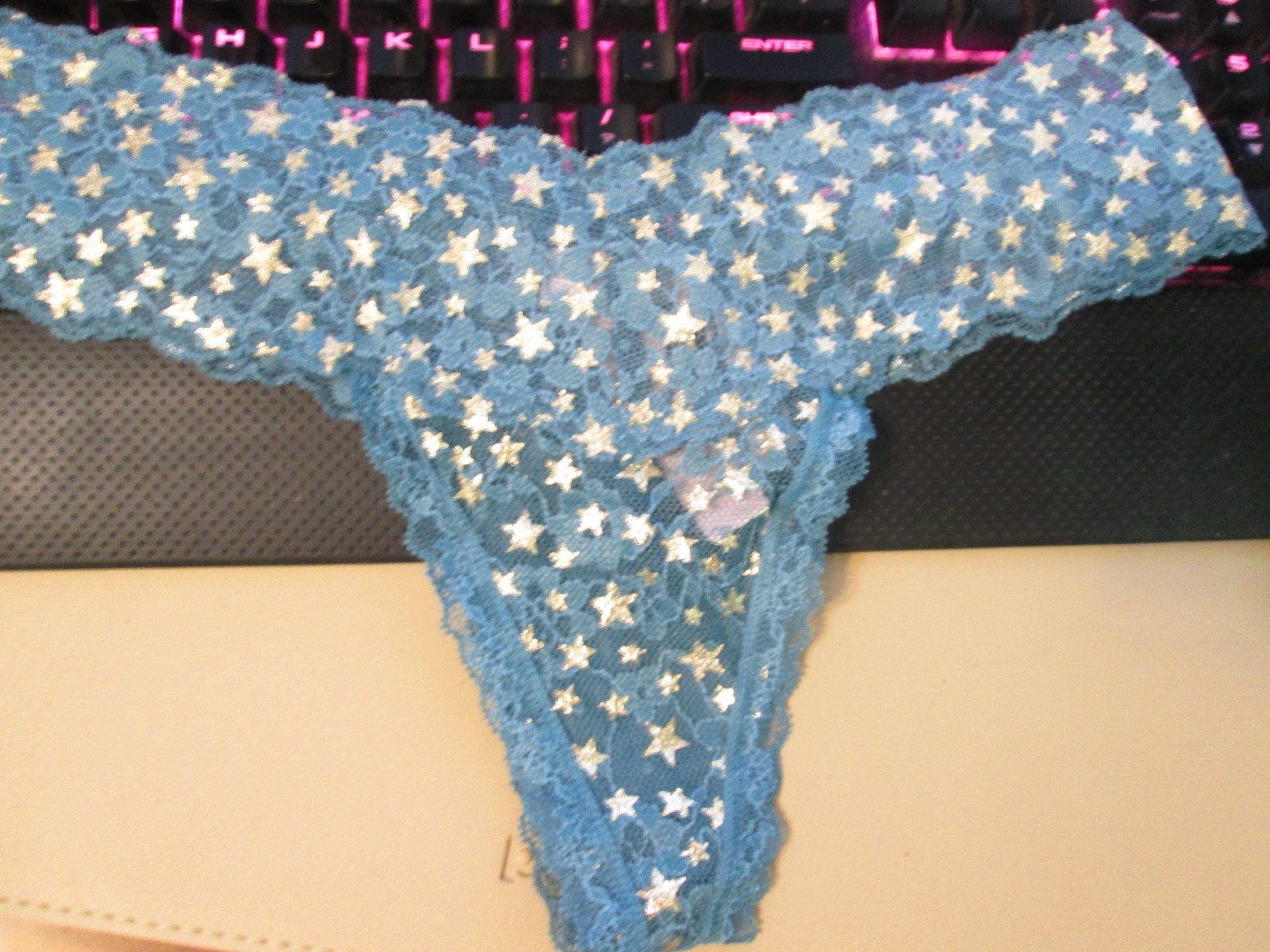 New Victoria’s Secret Lace ✅💲Discounts on 2+💲Thong ✅Size XS,OS,S,M,L✅Lace