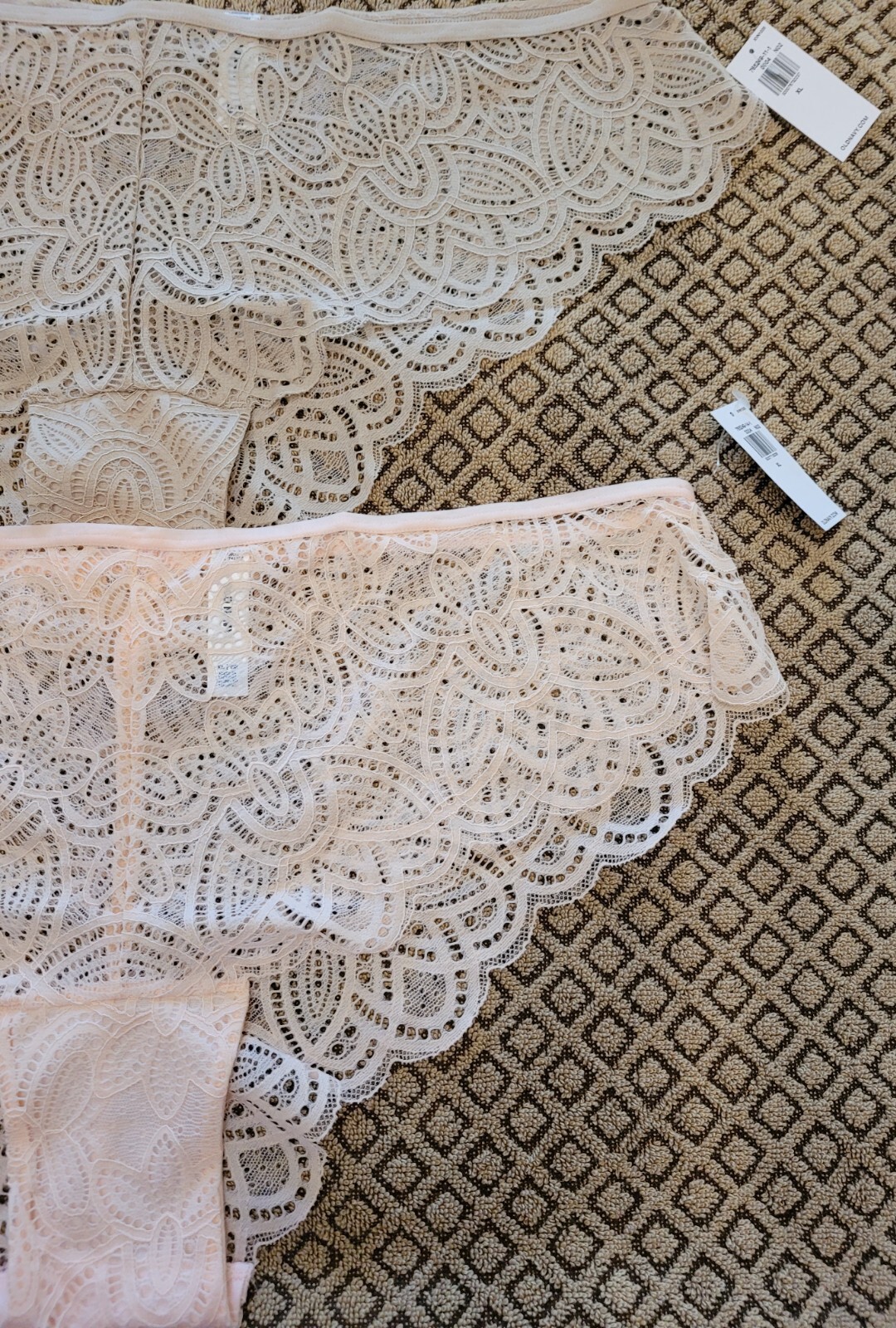 XL OLD NAVY SeXy Lace 1 Beige 1 Pink Oyster Cheeky Underwear Panties NWT