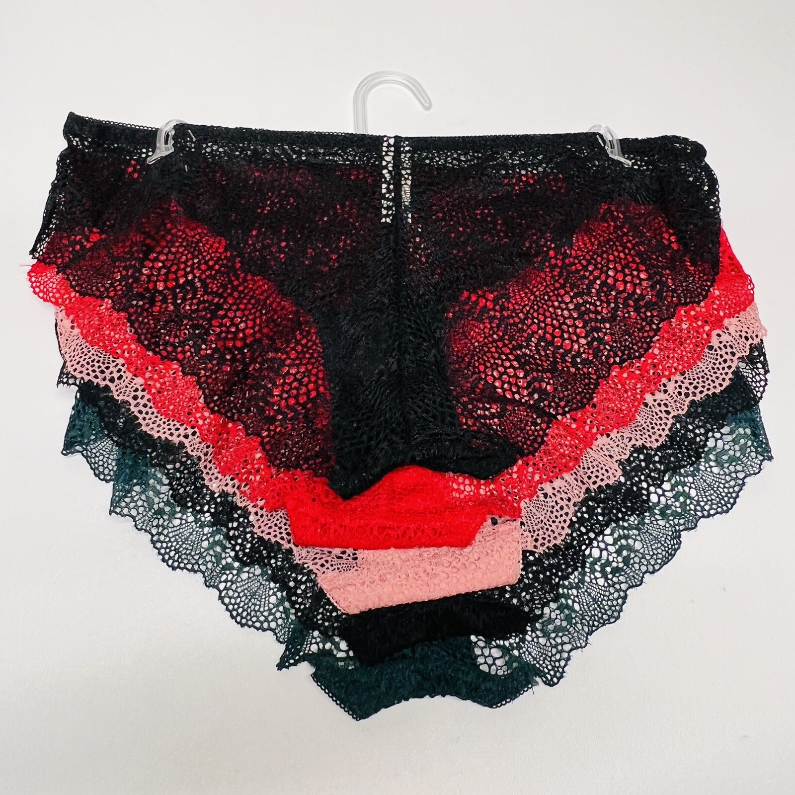 Adrienne Vittadini Studio Woman’s Size M Lace Detail 5-pack Panties