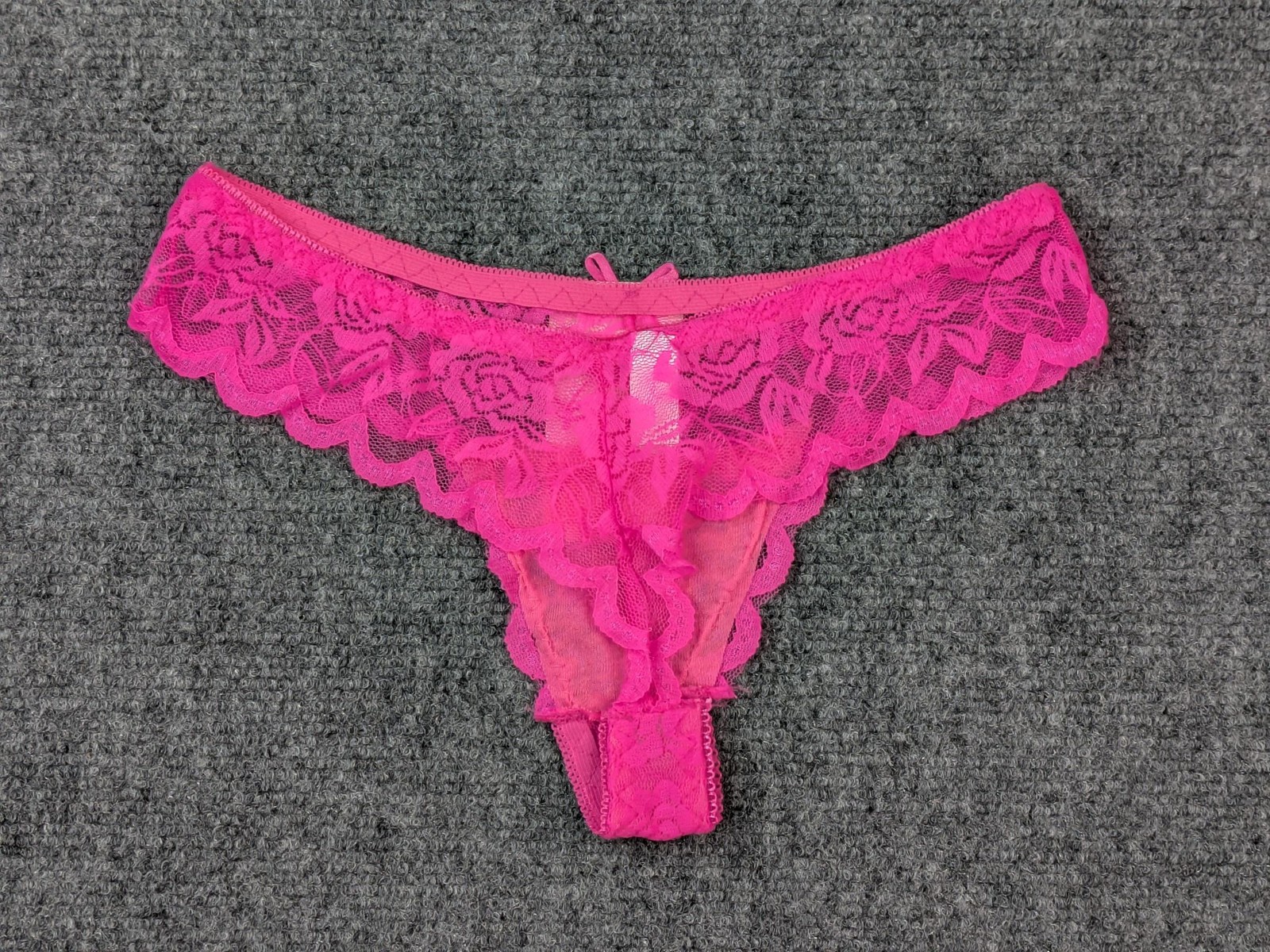 Yun Meng Ni Panties Womens M Pink Lace Thong Sheer Floral Bow Scalloped NWT