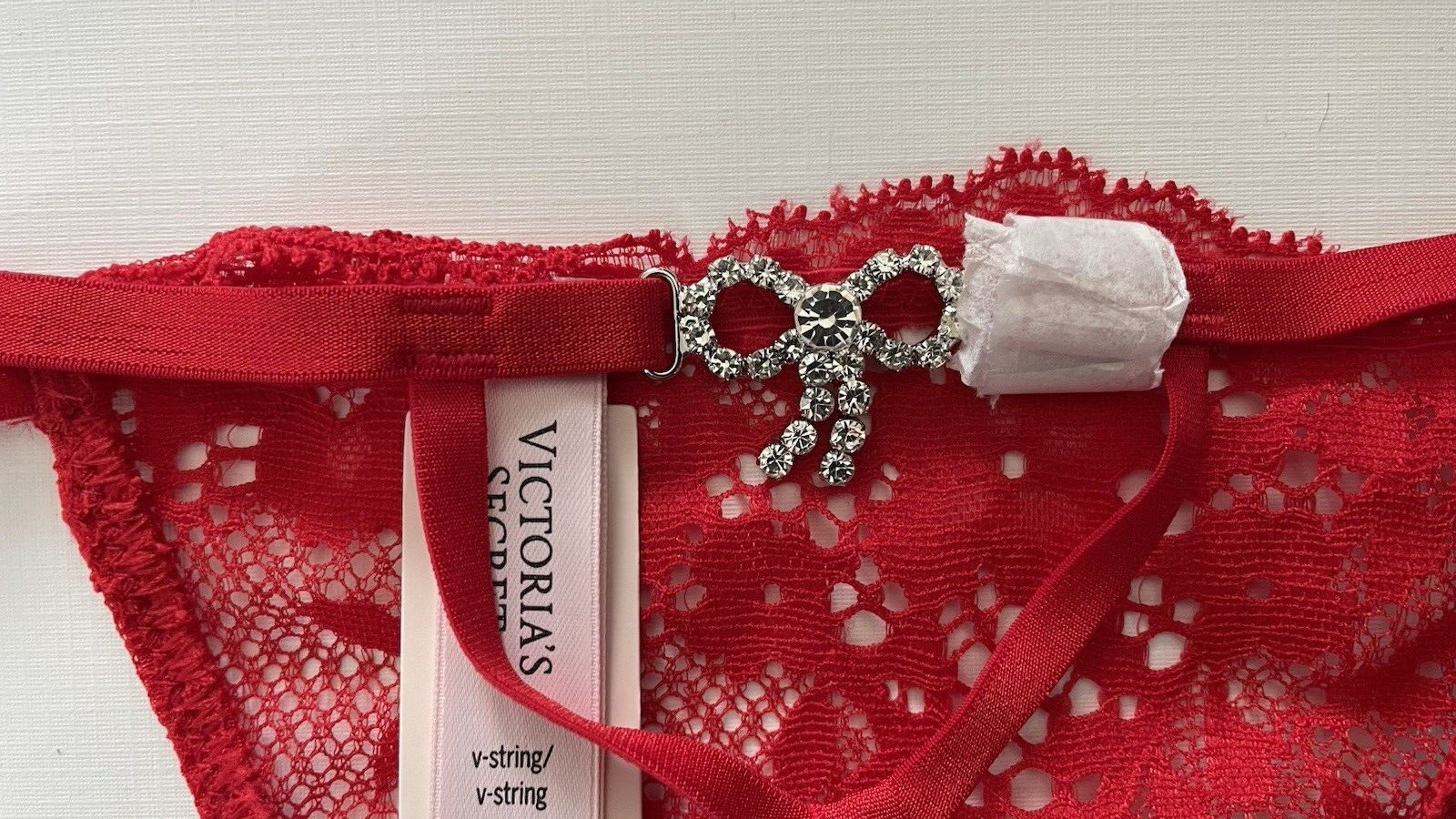 New w/ Tag – Victoria’s Secret Dream Angles Bow Hardware Lace Panty -Red- Small
