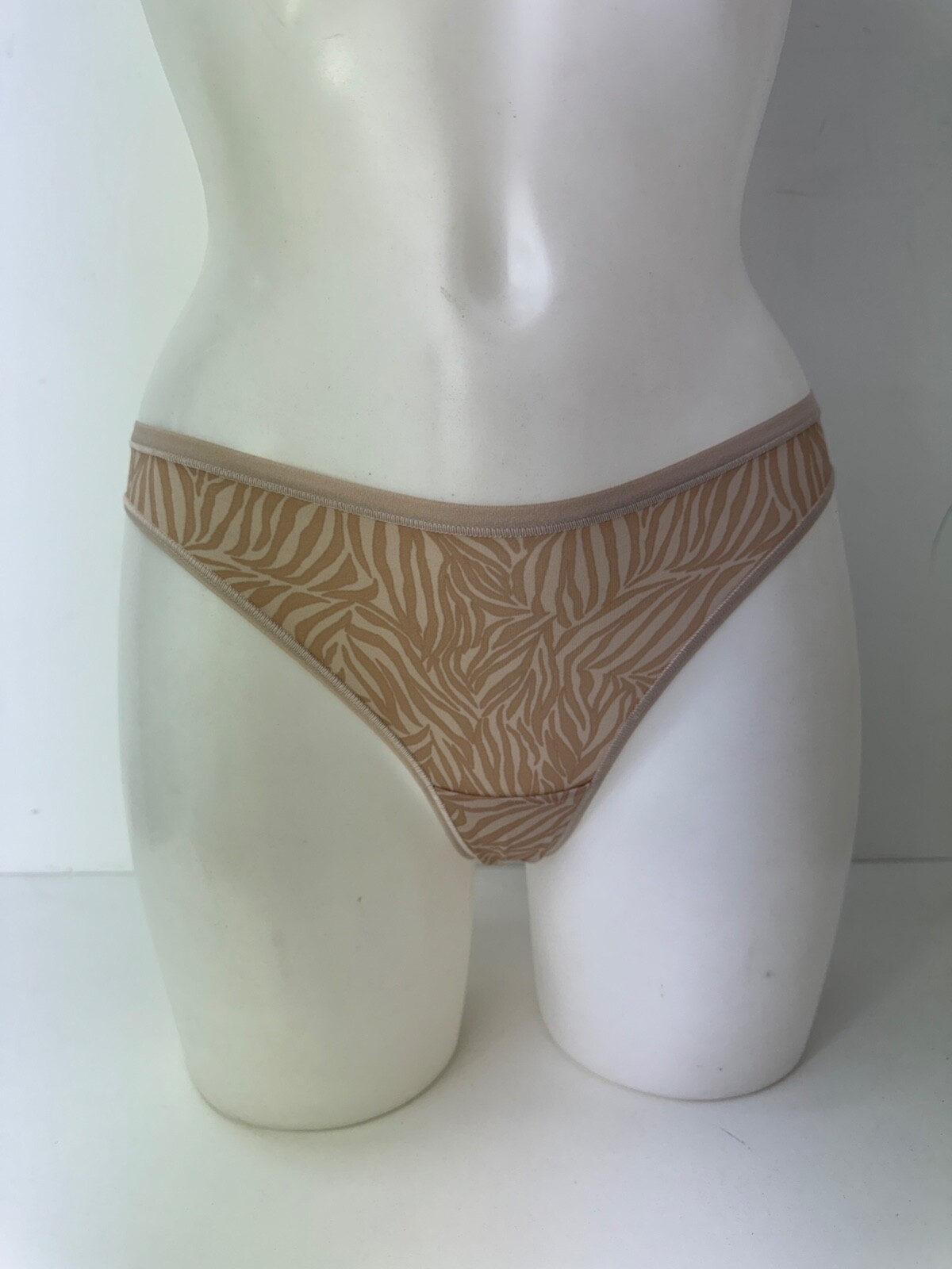 Ladies Ex M&S Thongs 5 Pack Animal Print Size 6 8 10 12 14 16