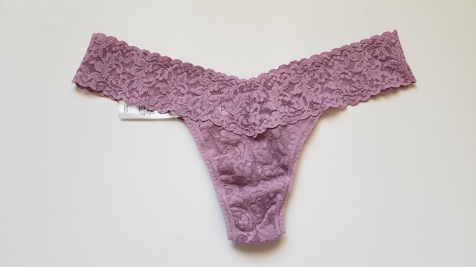 Hanky Panky Signature Lace Low Rise Thong, Water Lily Purple, One Size