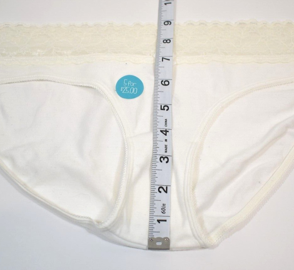 Women’s BP Under Cover 4 Pairs of White Hipster 97% Cotton Panty Size L