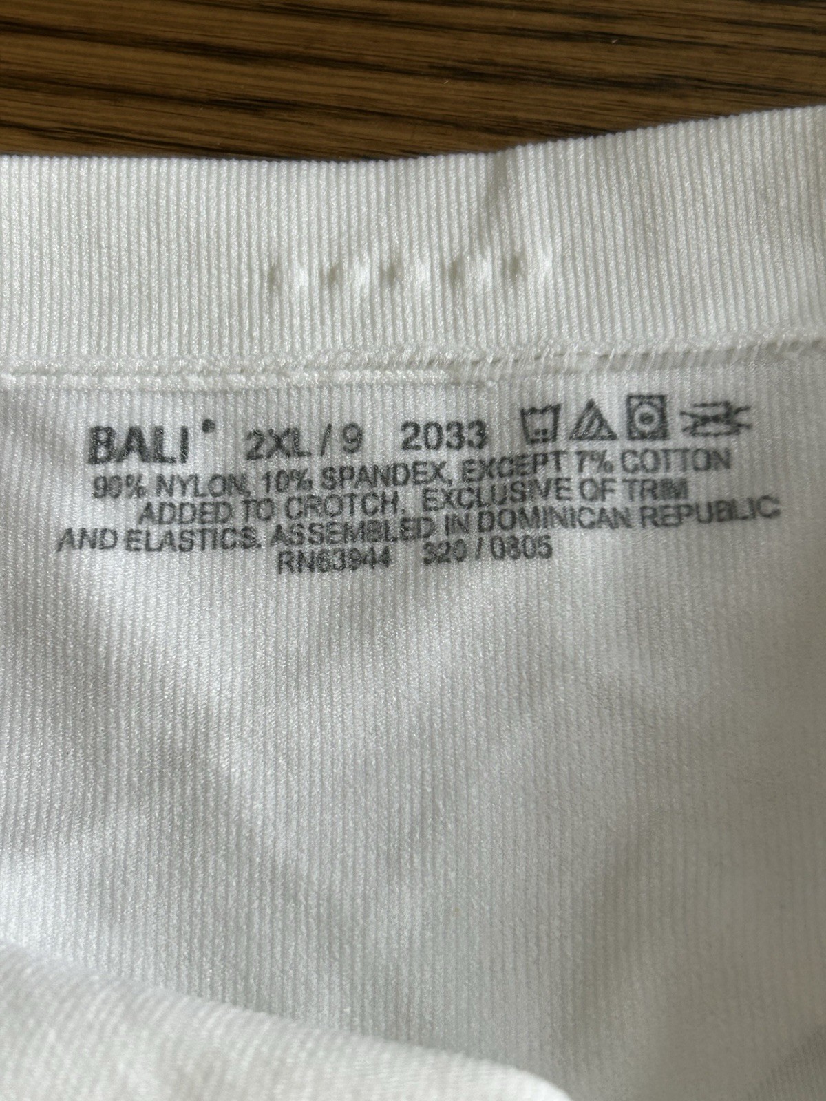 BALI HI CUT PANTIES SIZE 9 2X NYLON SPANDEX COTTON WHITE