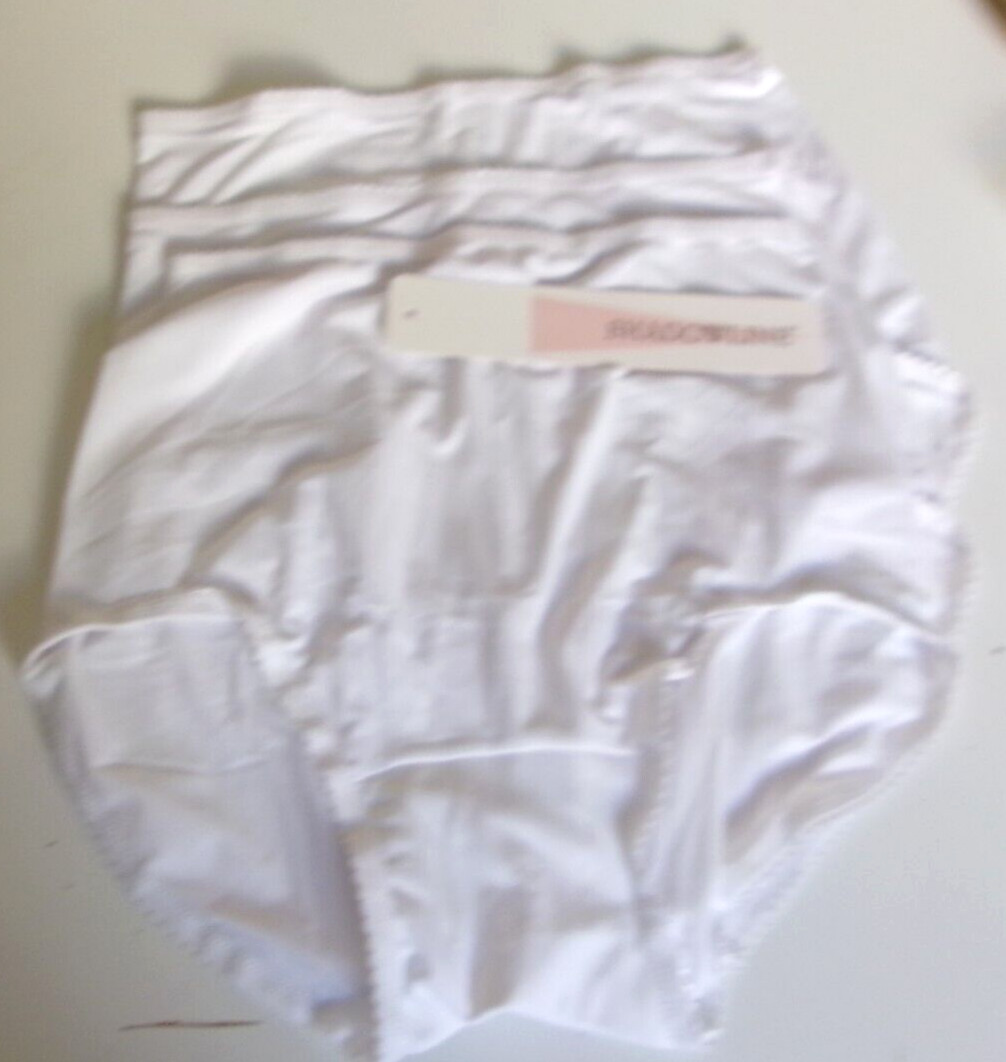 Three Shadowline Flawless fit full briefs Panty Style 17077 Size 9 White
