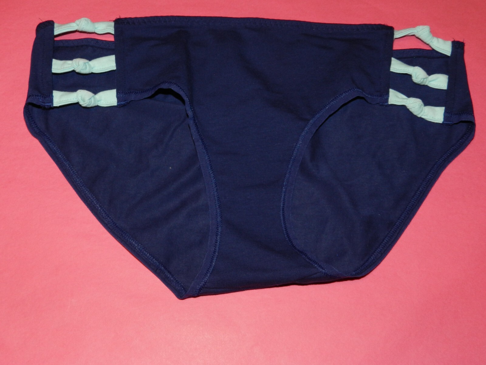 Victorias Secret Underwear Very Sexy Hiphugger Panty Size Medium NWT