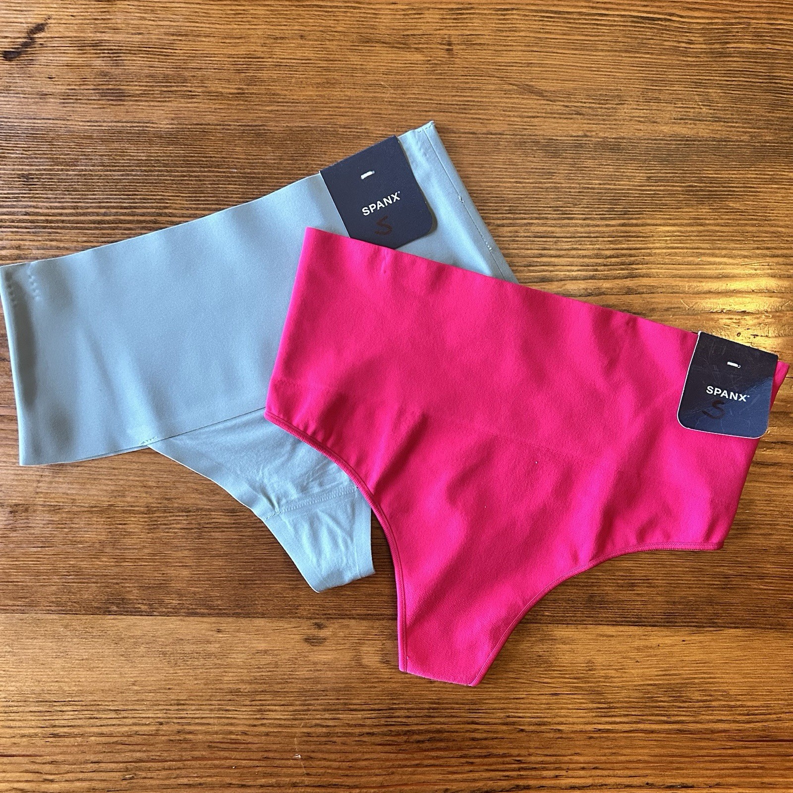SPANX Undie-tectable Super Smooth Thing Panties Small