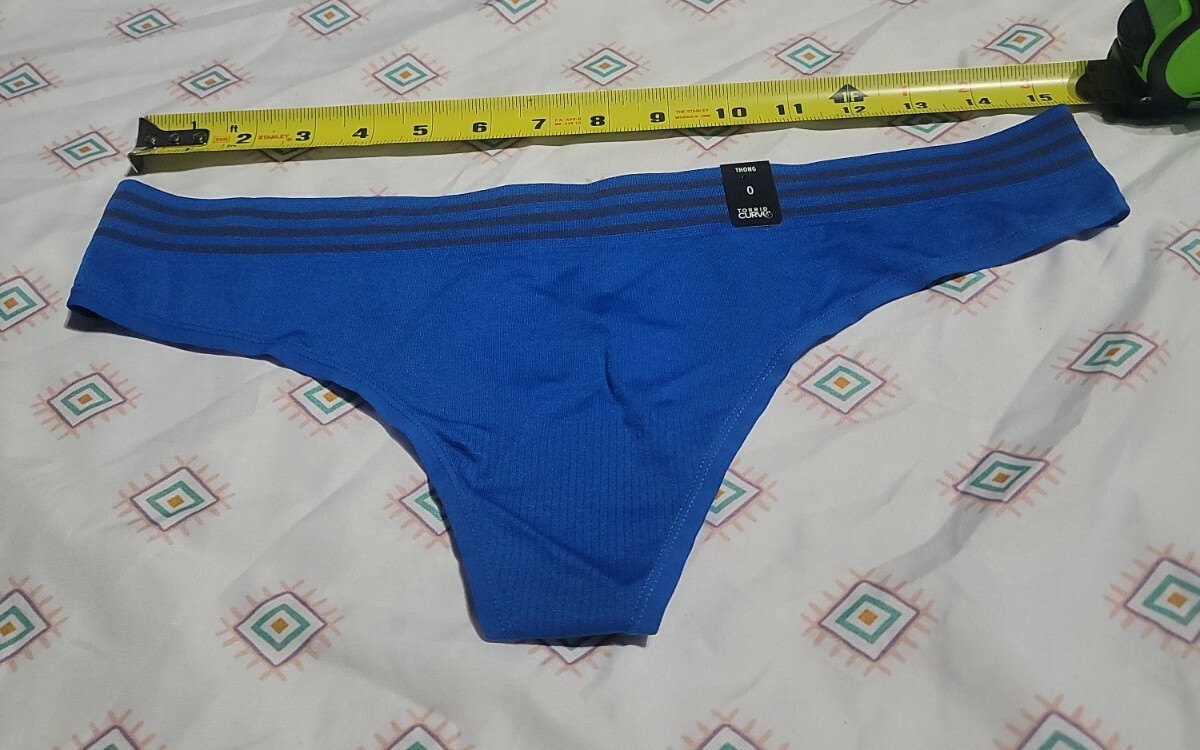 NWT Women’s Plus Size 0XL Torrid Curves Blue Seamless Thong Underwear Panty