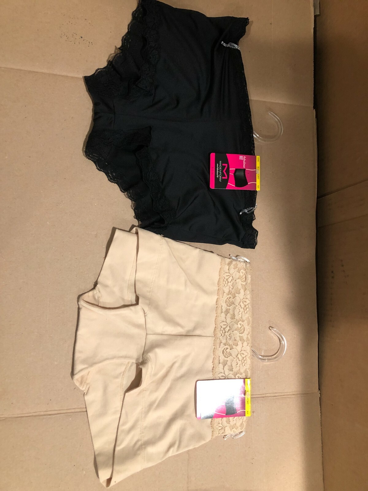 (2 Pcs) Maidenform Dream Cotton w/Lace Boyshort & Fabulious Blk w/Lace Size M