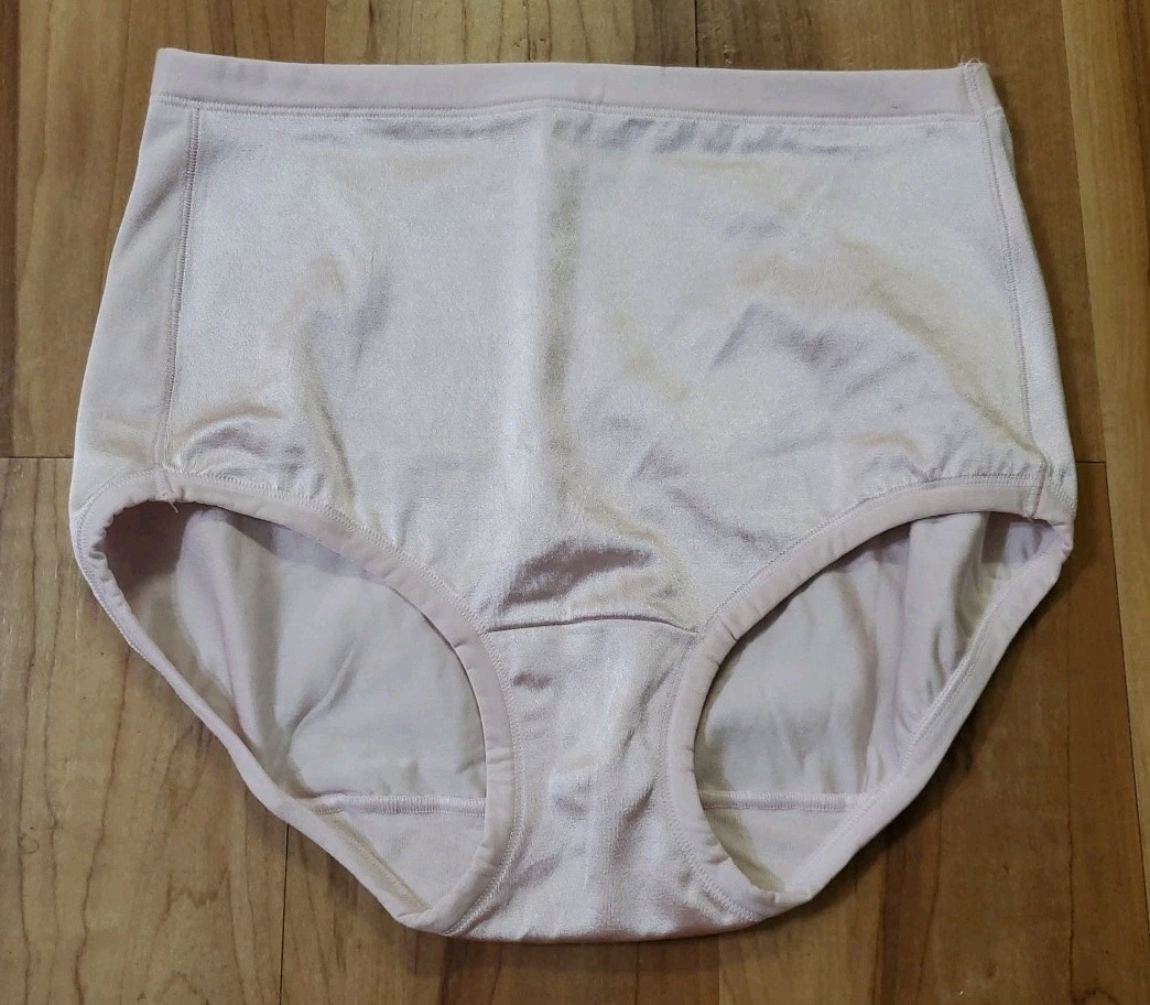 Vanity Fair Body Caress Brief size 6 Rose Beige Style 13438