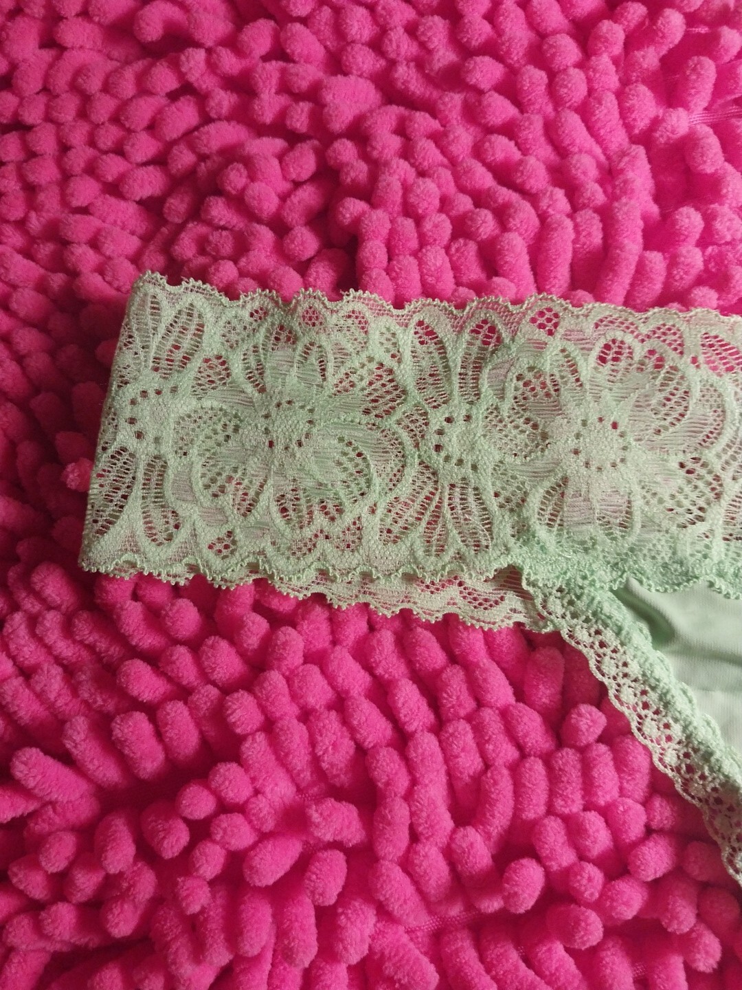 No Boundaries Thong Size Small 3-5
