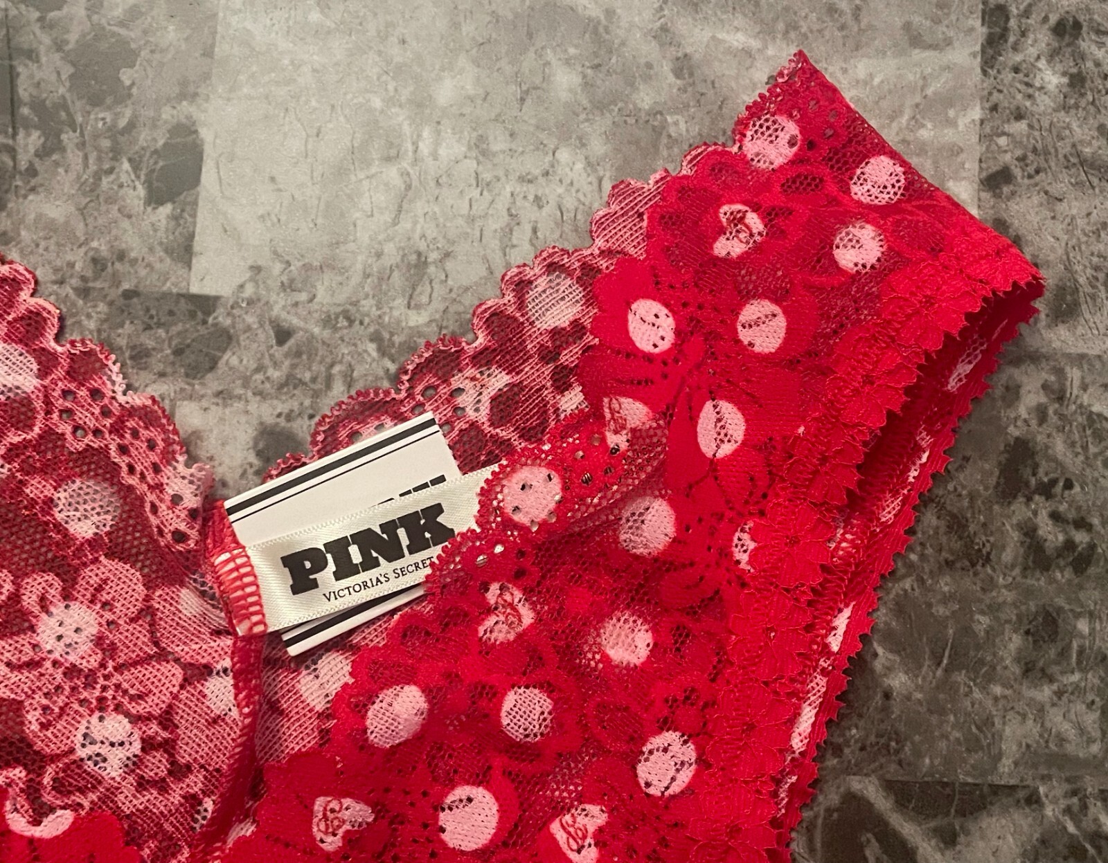 NWT VICTORIA’S SECRET PINK RED HEART POLKA DOT LACE BRAZILIAN CHEEKY PANTIES